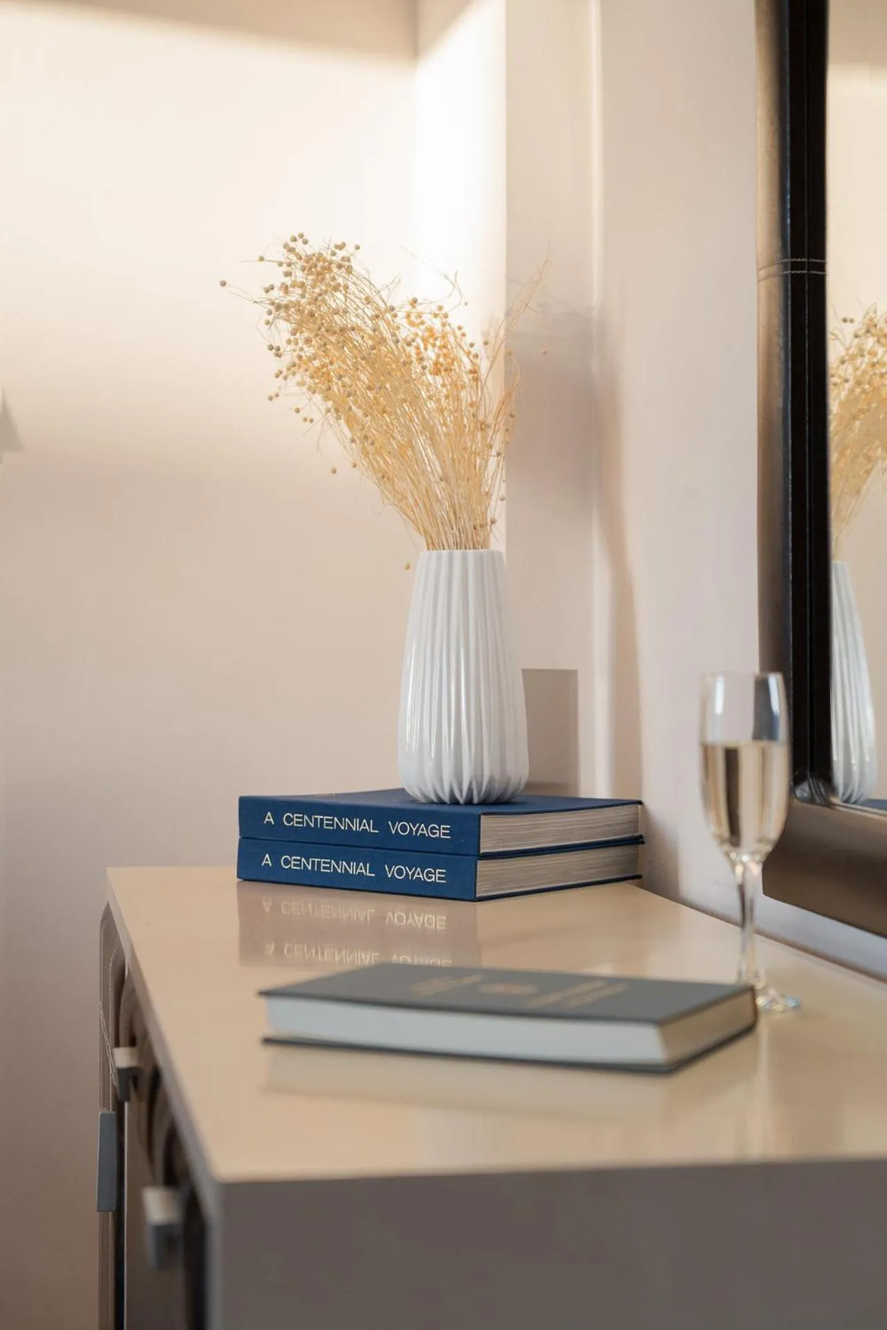 Decorative detail in Piraeus City Hotel