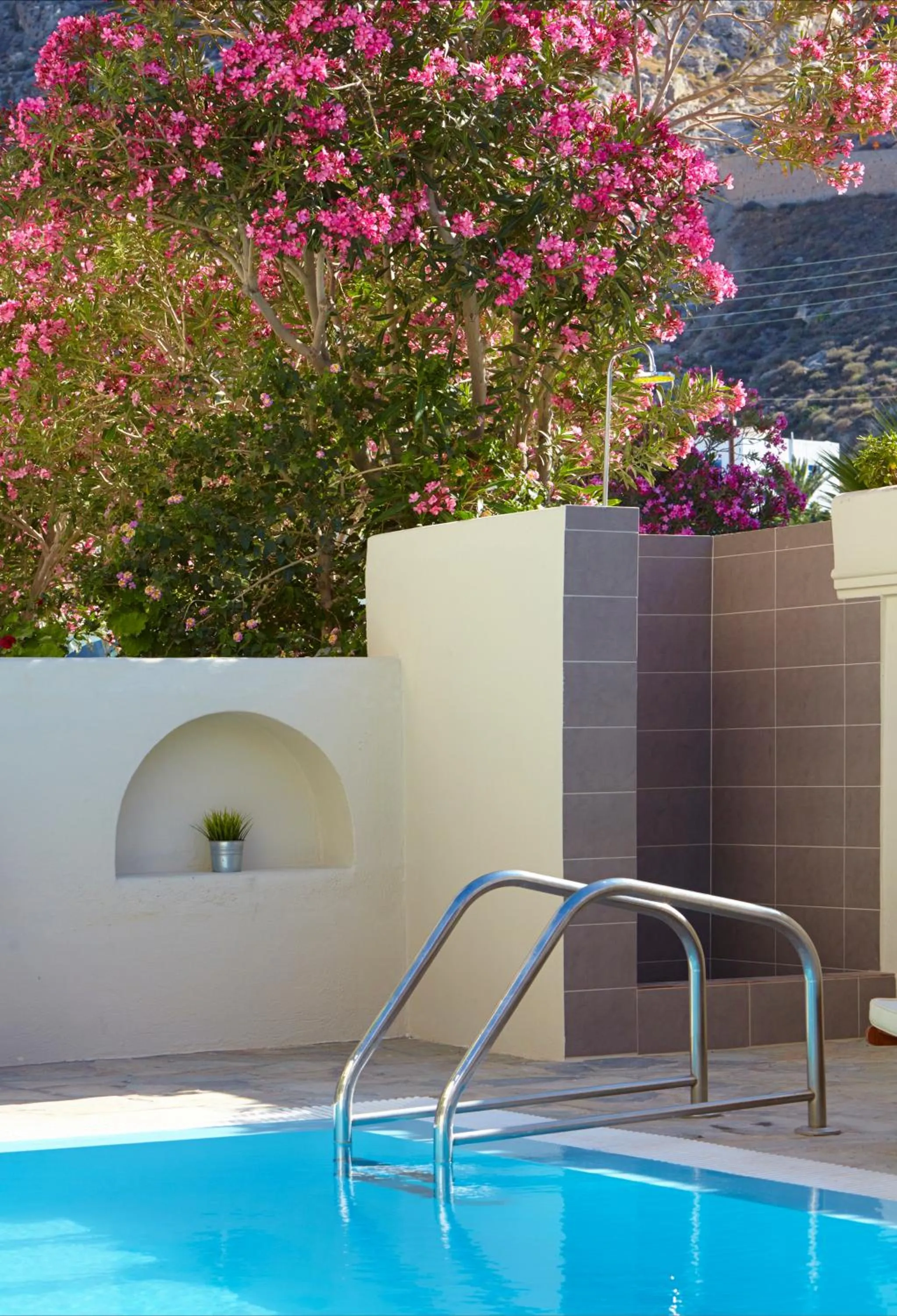 Swimming pool in Studios Marios