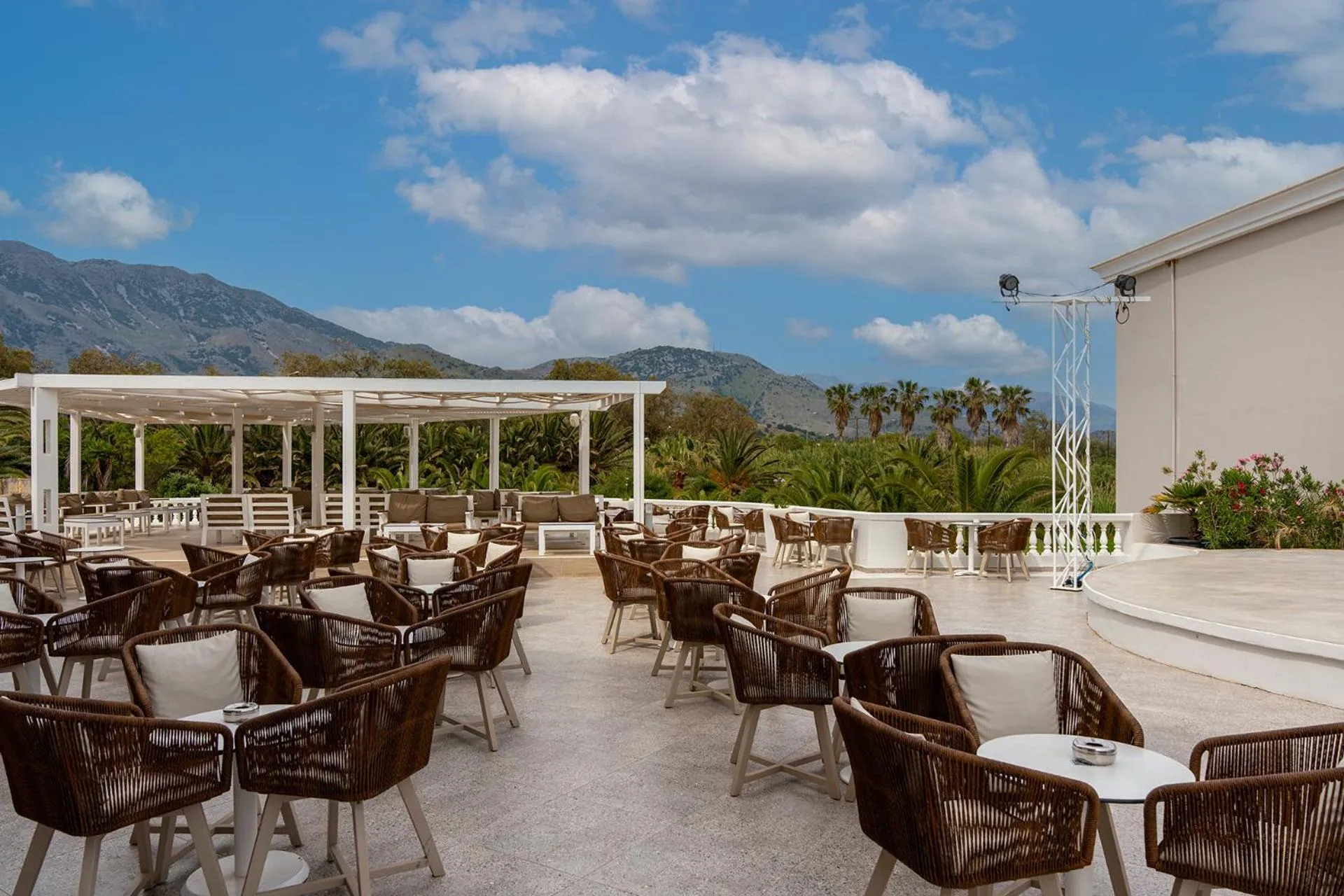 Patio in Mythos Palace Resort & Spa