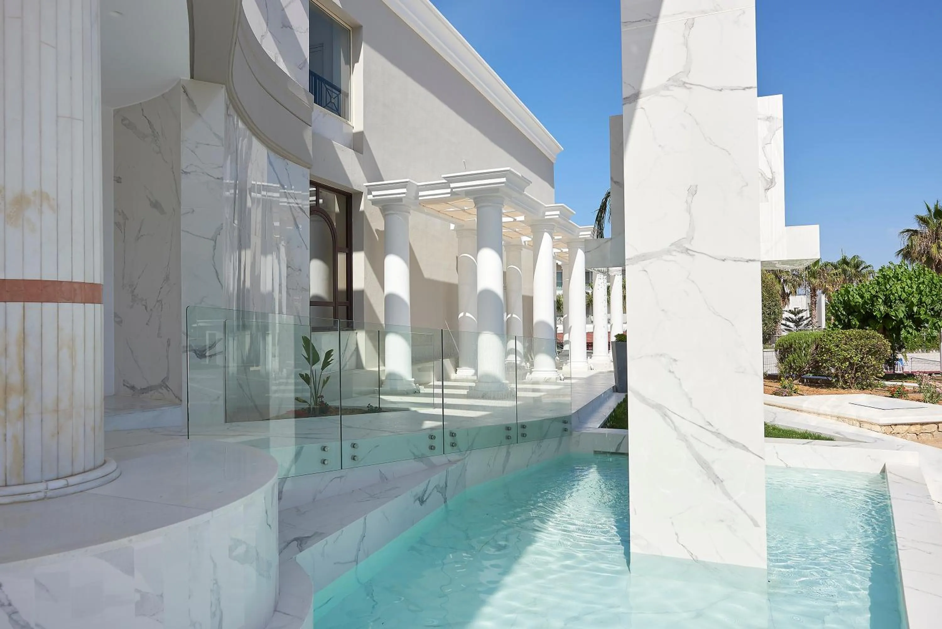 Facade/entrance in Mythos Palace Resort & Spa