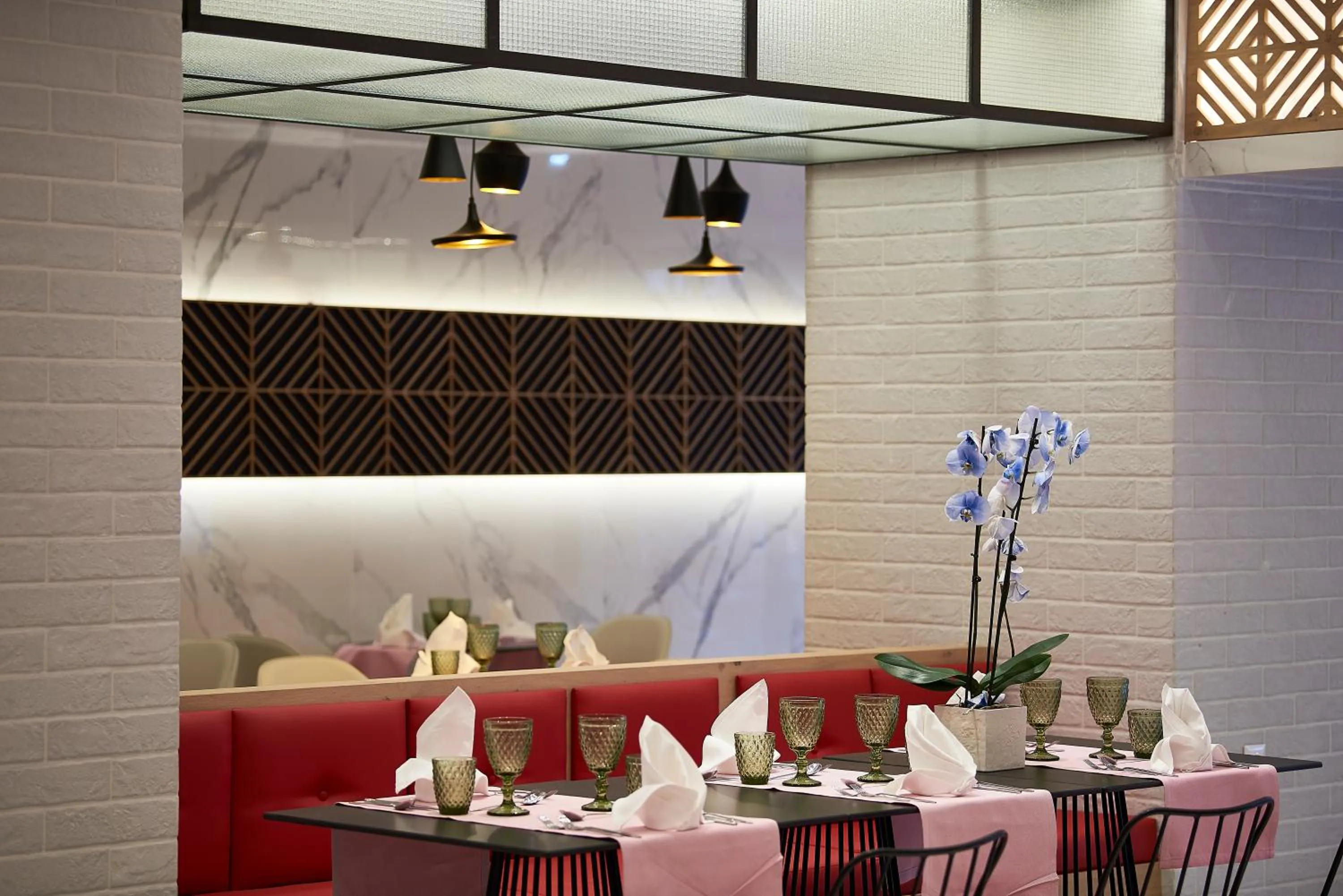 Restaurant/places to eat in Mythos Palace Resort & Spa