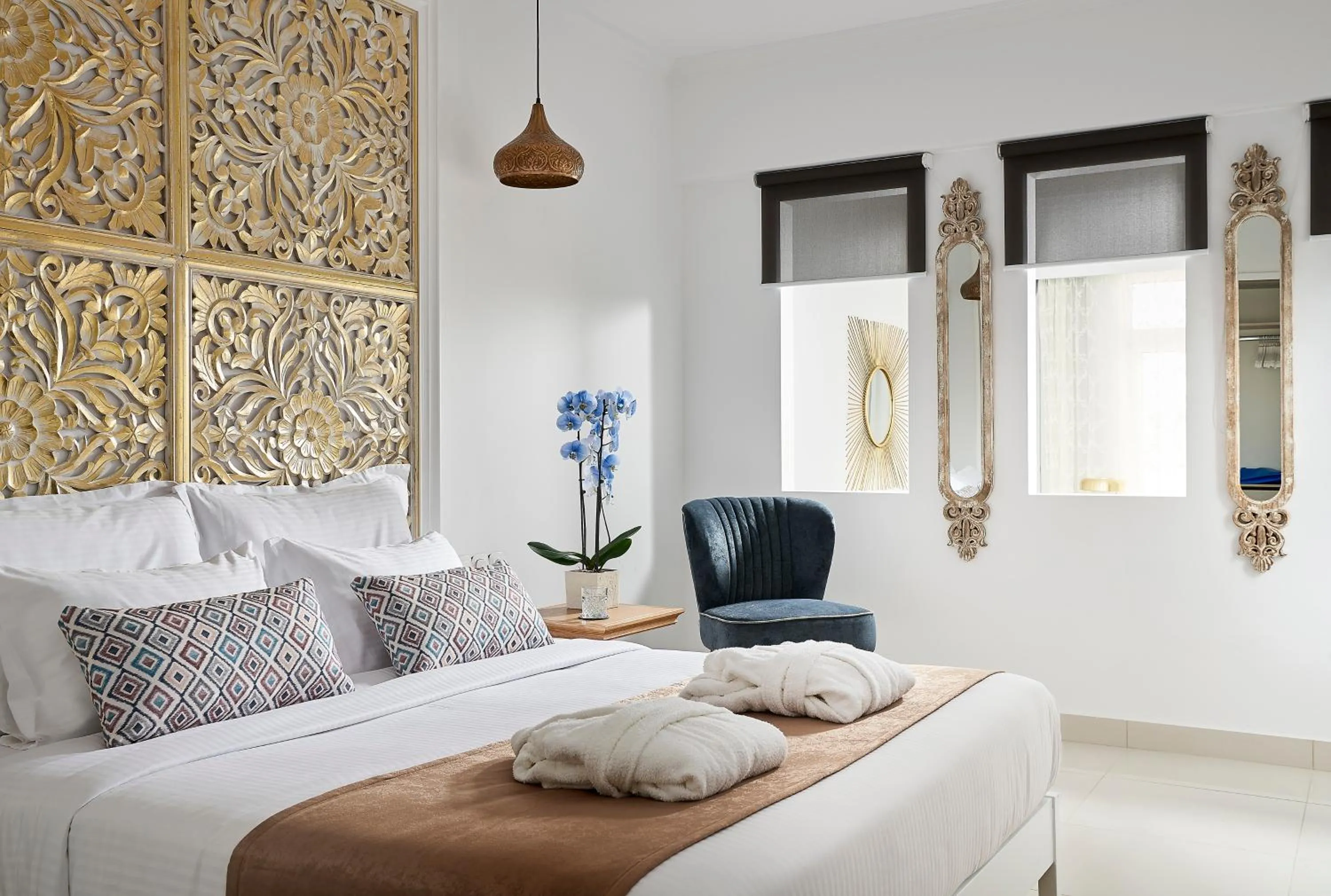 Bedroom, Bed in Mythos Palace Resort & Spa