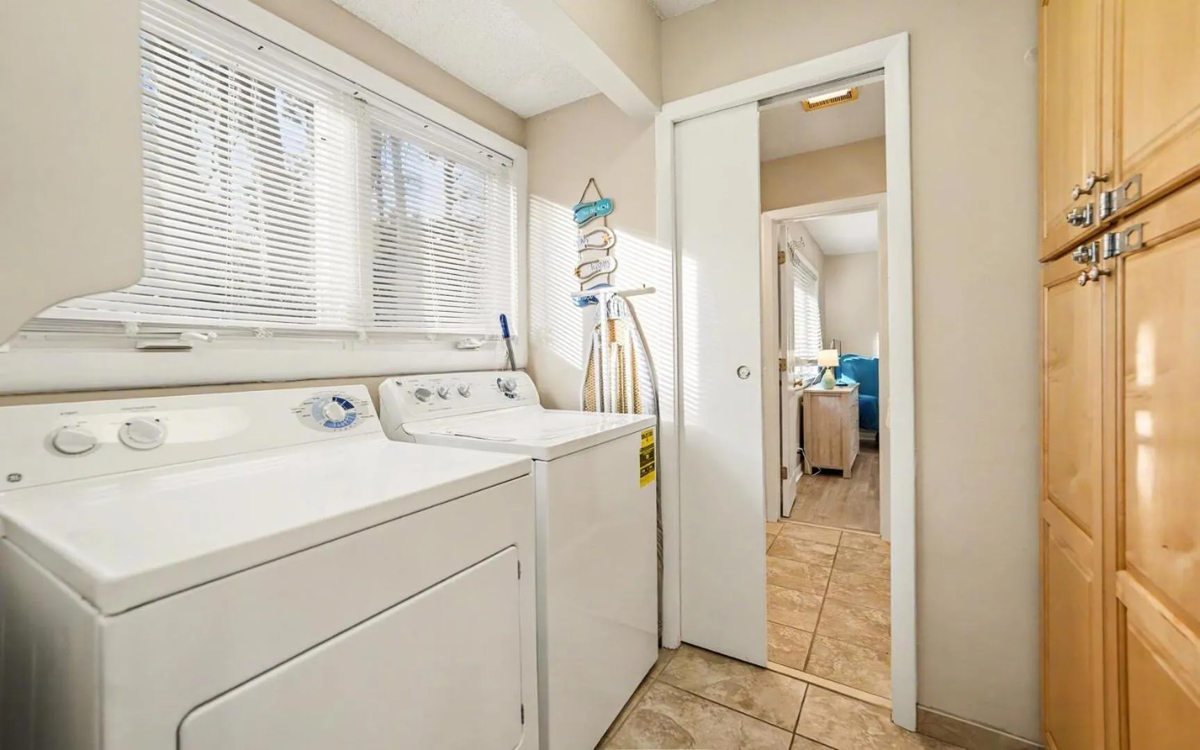 laundry in 844 Marsh Dunes