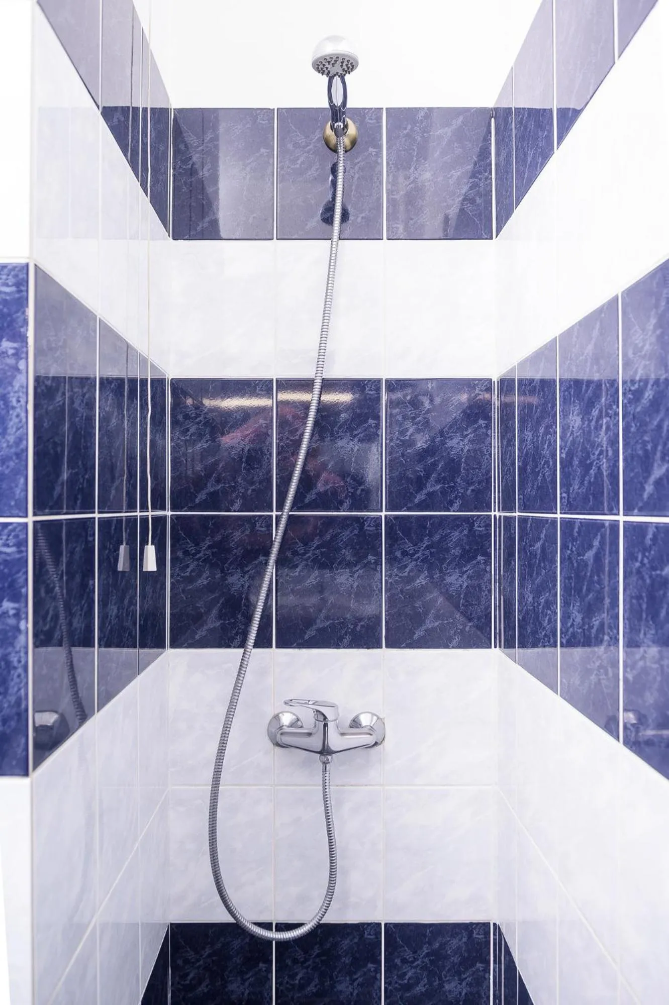 Shower in Athens Odeon Hotel