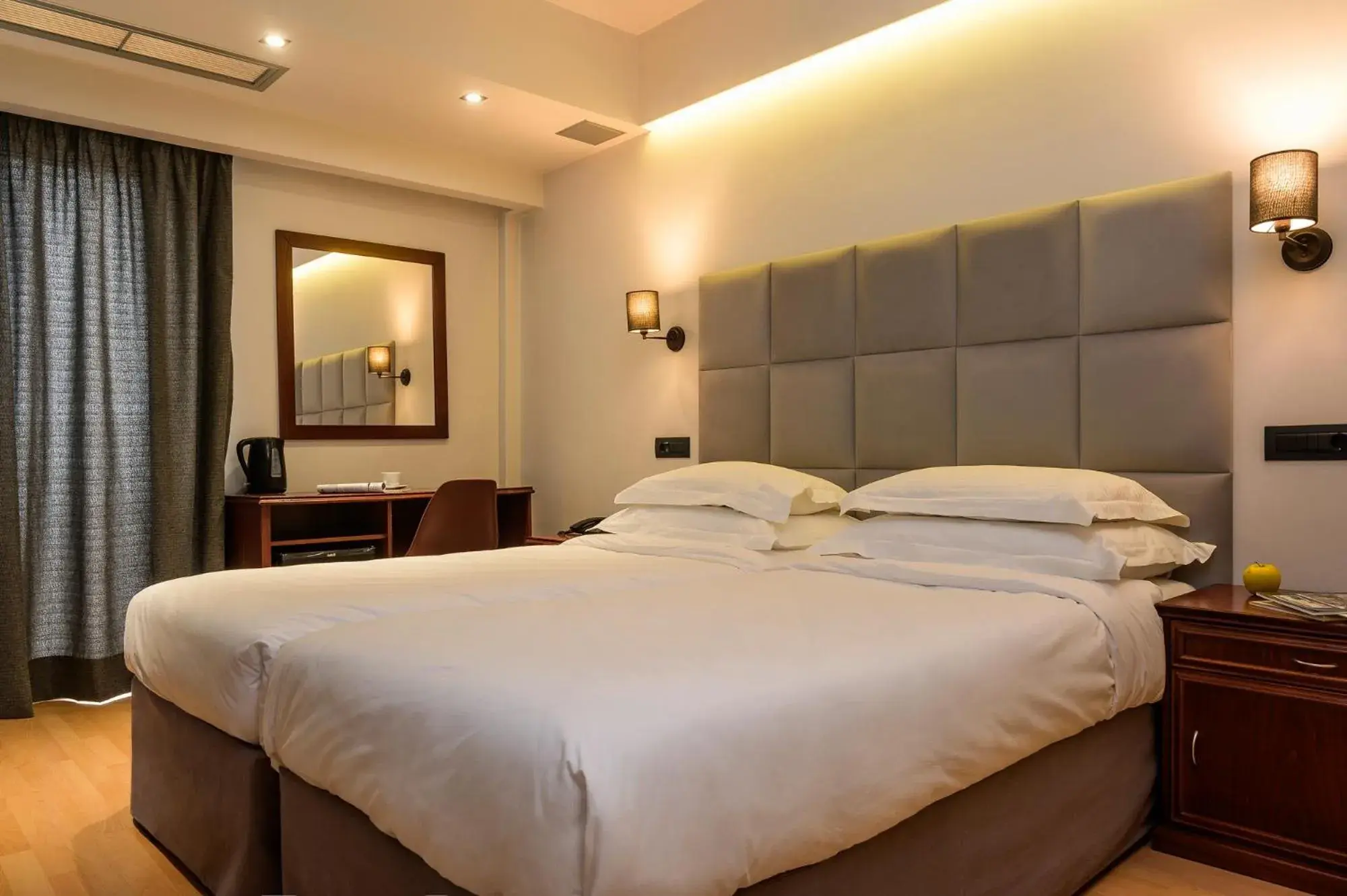 Double Room - Acropolis View in Athens Odeon Hotel Double Room - Acropolis View in Athens Odeon Hotel