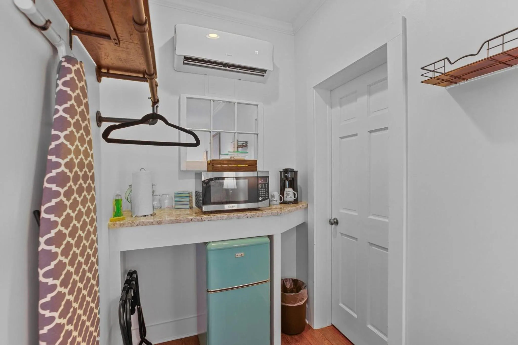 Kitchen or kitchenette in Little Inn on Main