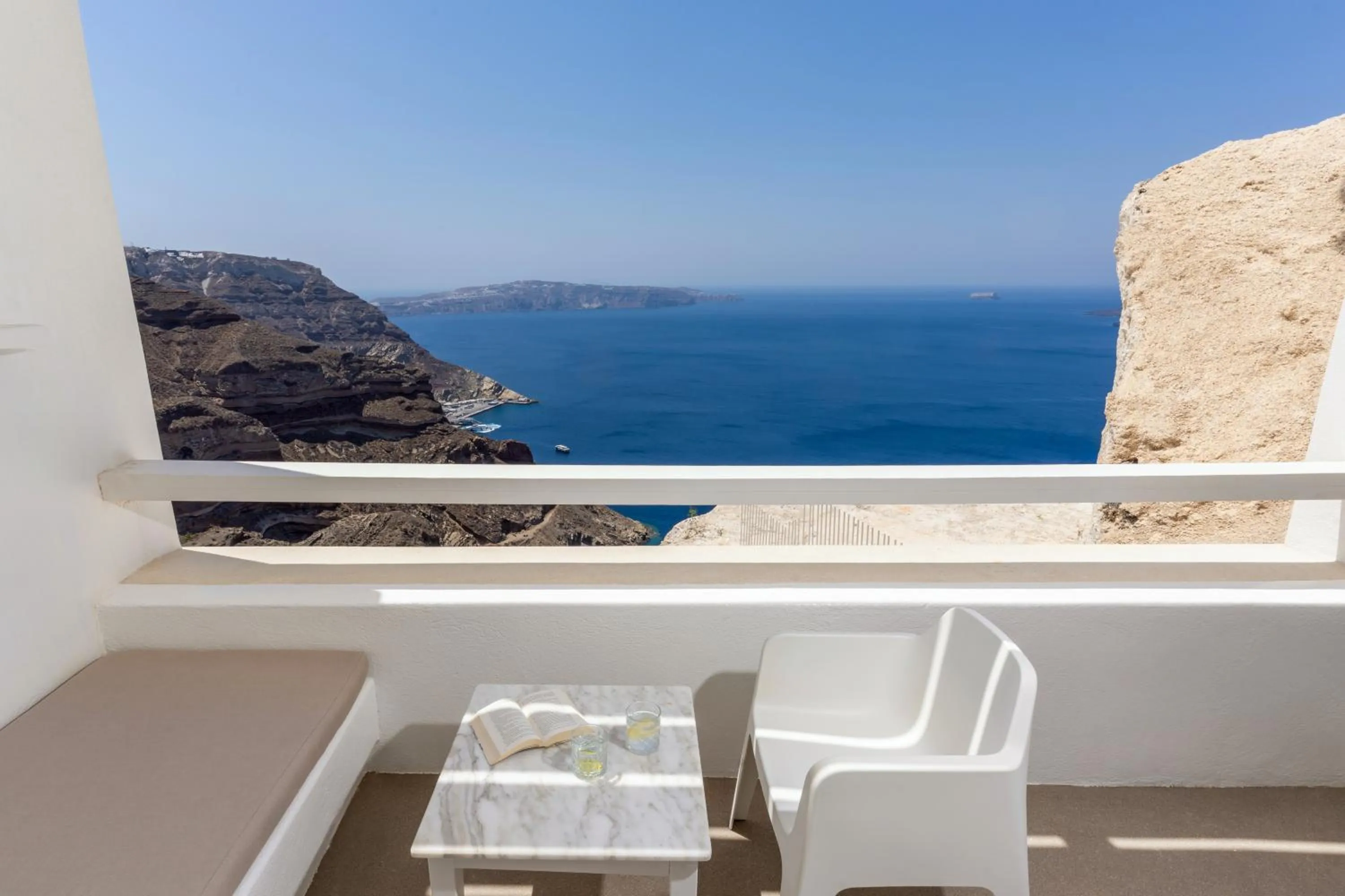 Lilium Hotel Santorini
