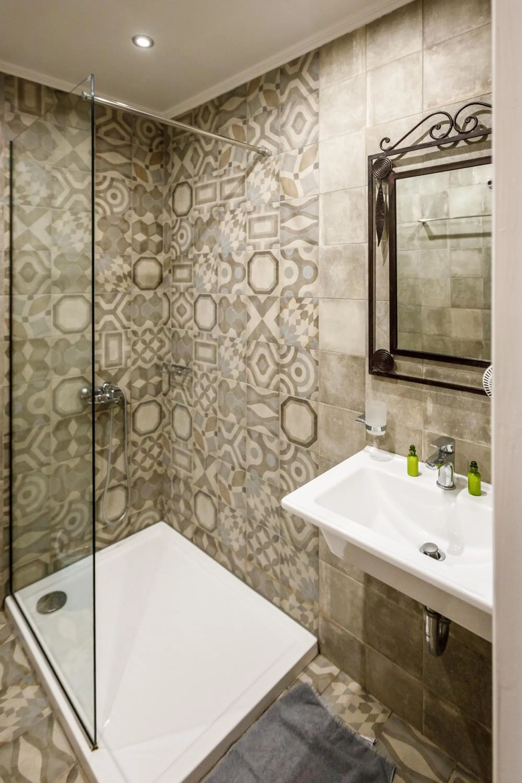 Bathroom in pension Acronafplia B&D