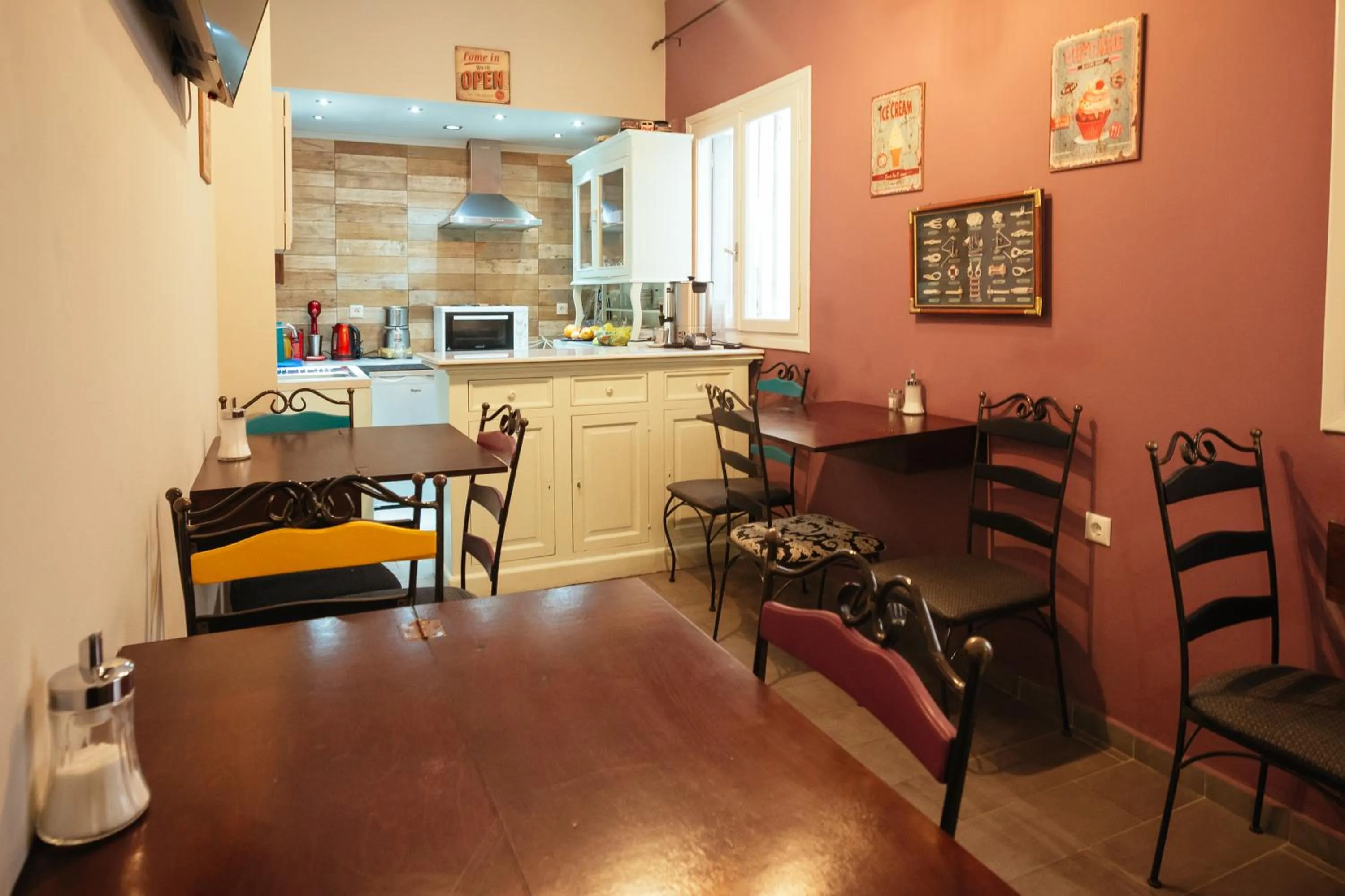 Communal kitchen in pension Acronafplia B&D