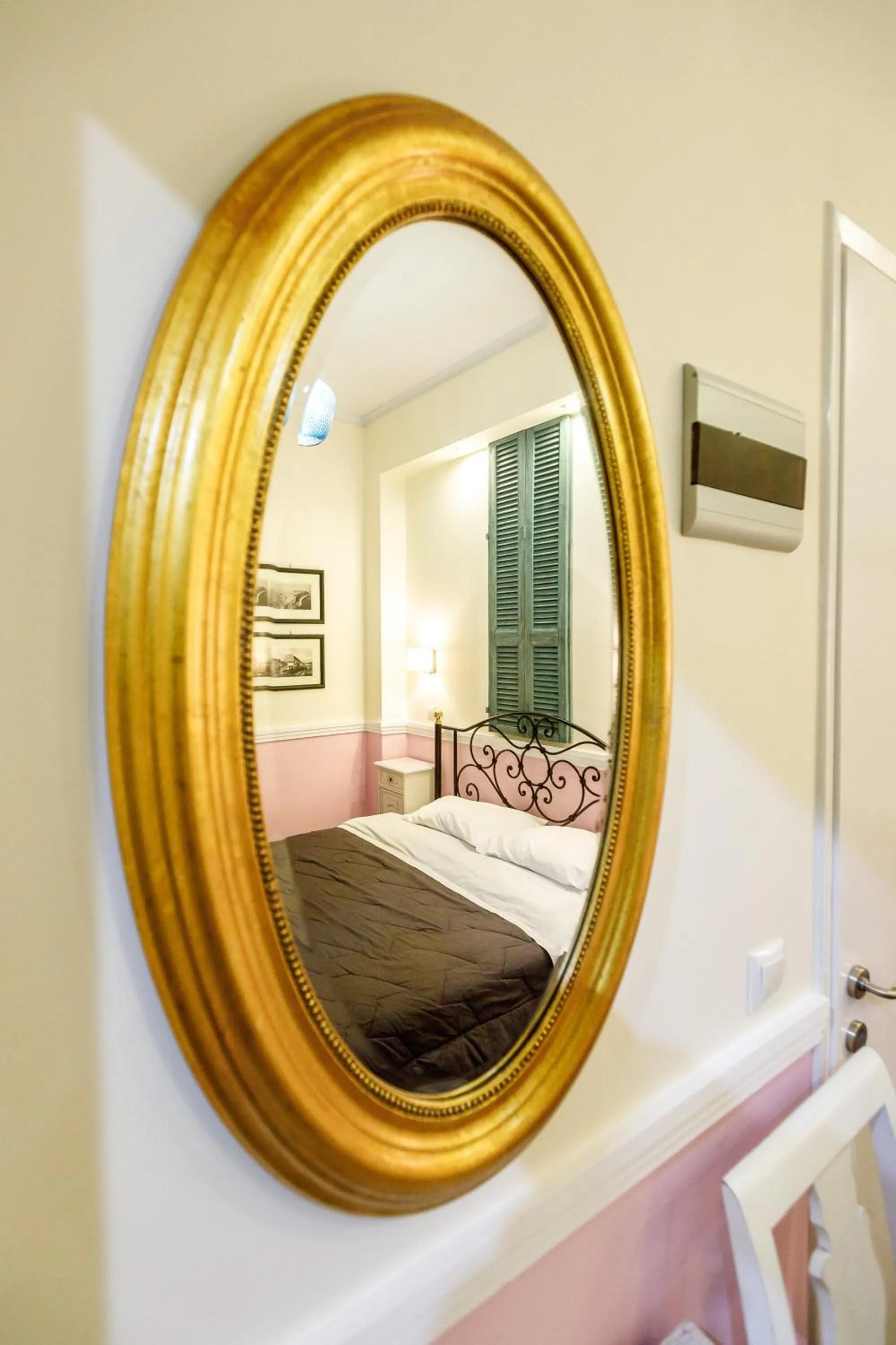 Decorative detail, Bed in pension Acronafplia B&D