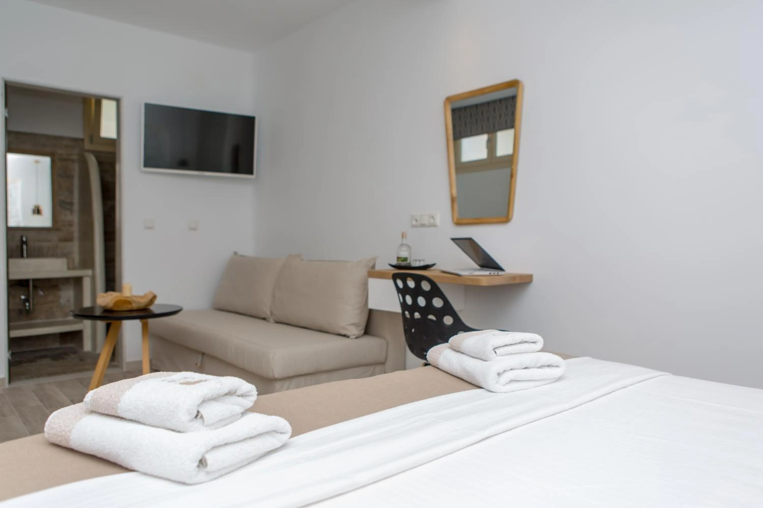 Photo of the whole room, Bed in Korali Hotel