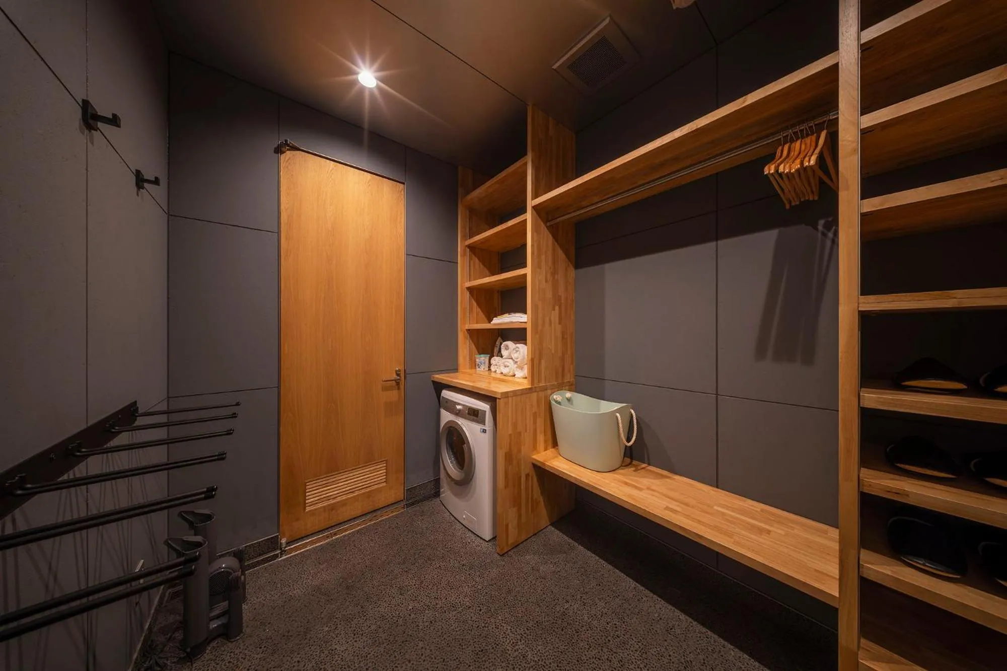 laundry in Prominence by The Hakuba Collection