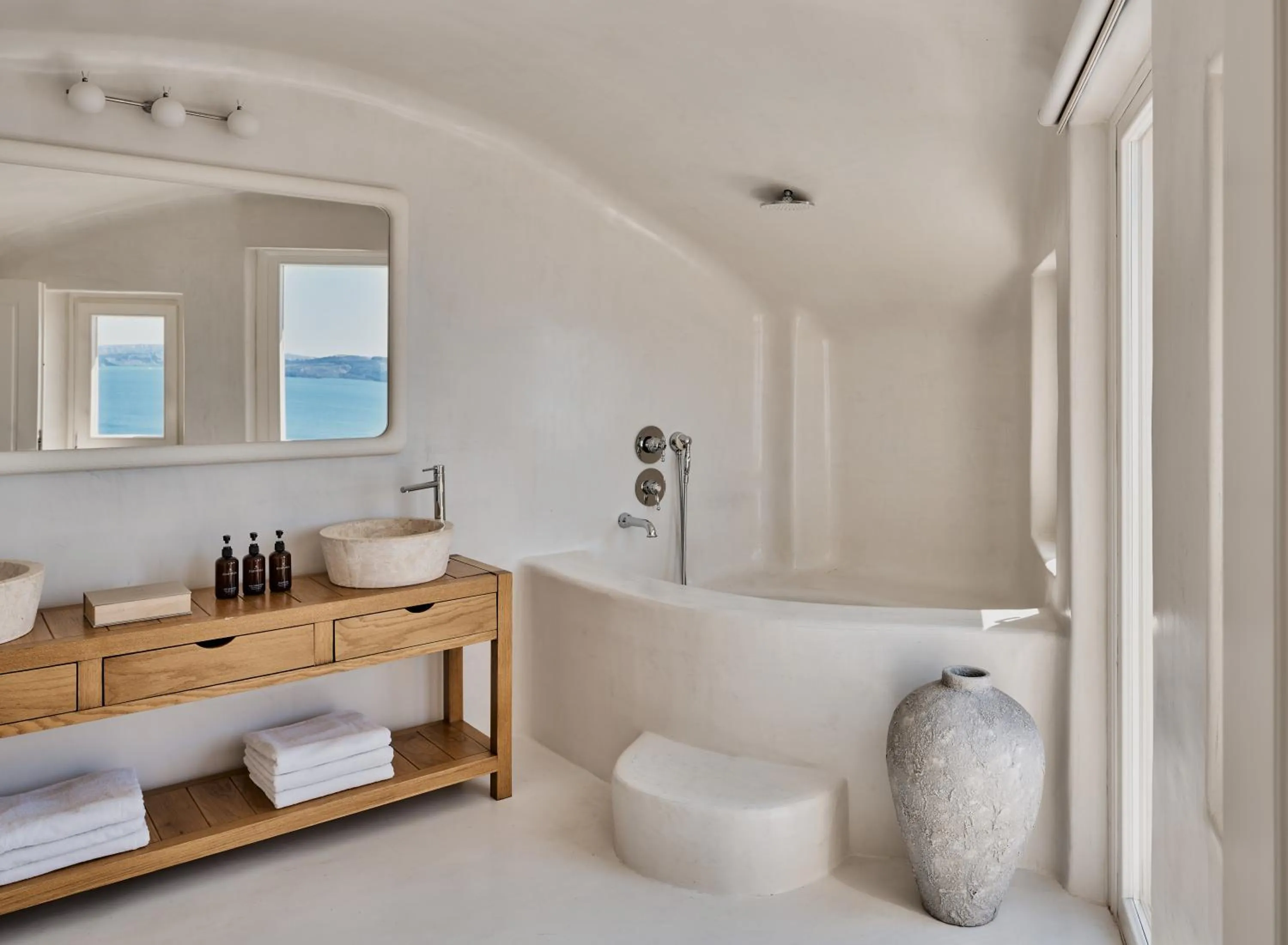 Bathroom in Mystique, a Luxury Collection Hotel, Santorini