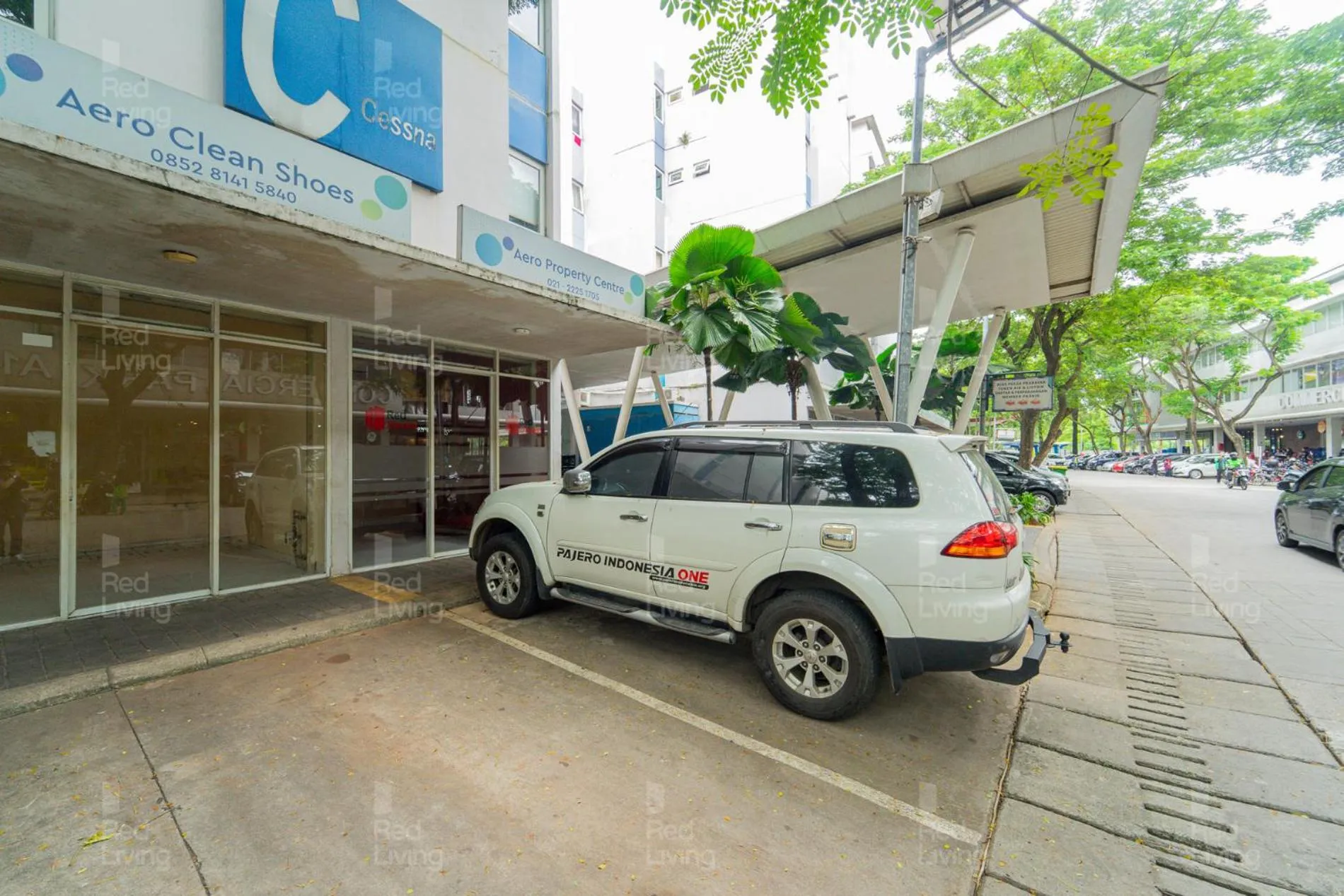 Property building in RedLiving Apartemen Aeropolis - Ivan Tower AR1