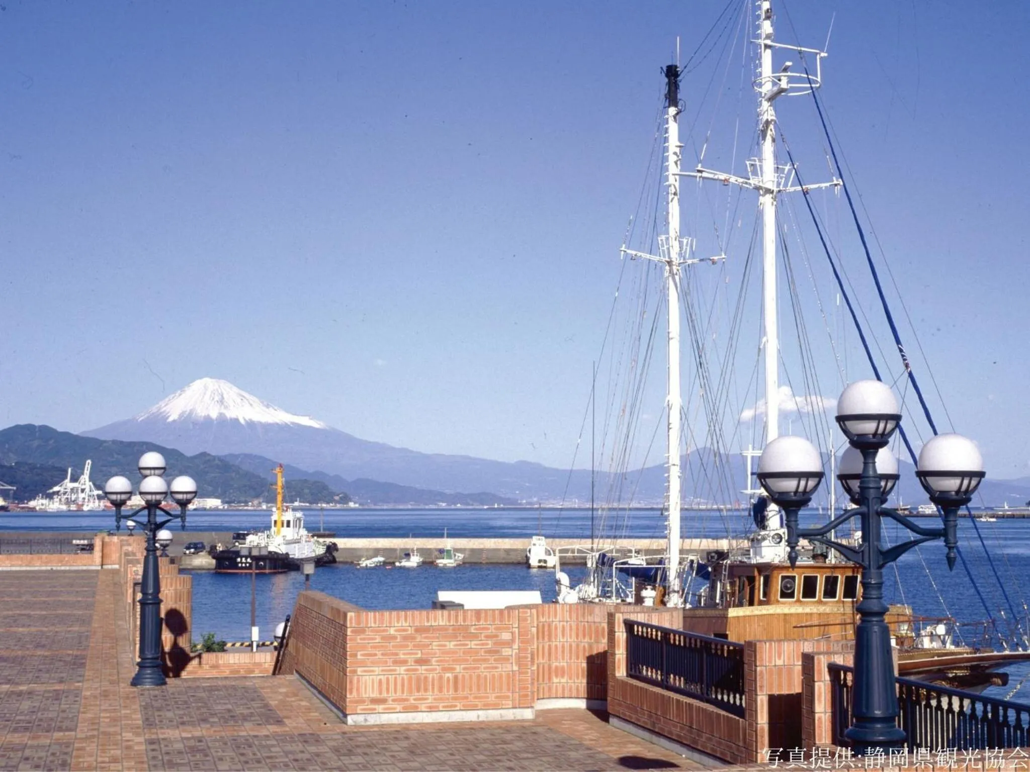 Nearby landmark in KOKO HOTEL Shizuoka - formerly Hotel Wing International Shizuoka