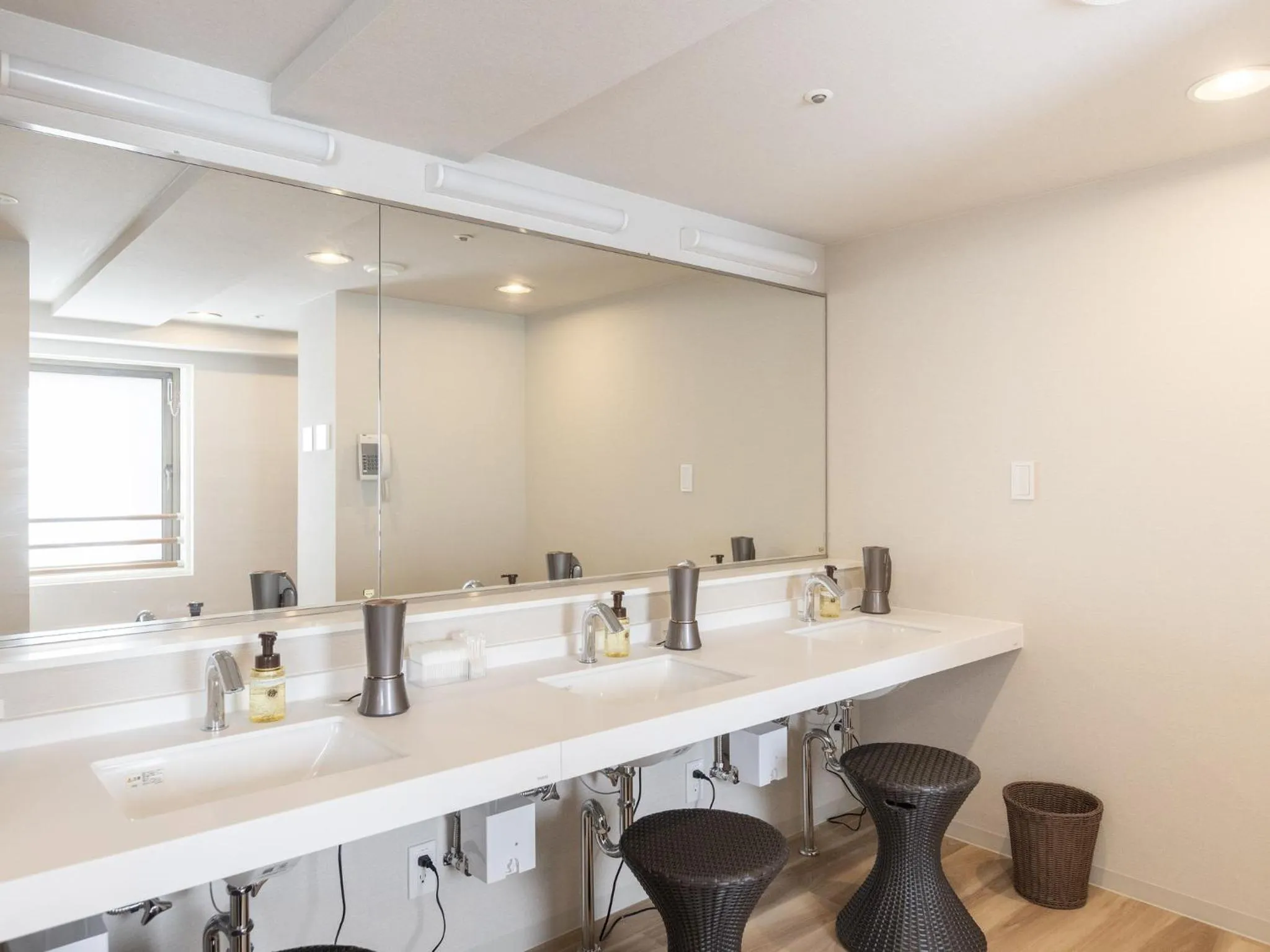 Public Bath in KOKO HOTEL Shizuoka - formerly Hotel Wing International Shizuoka