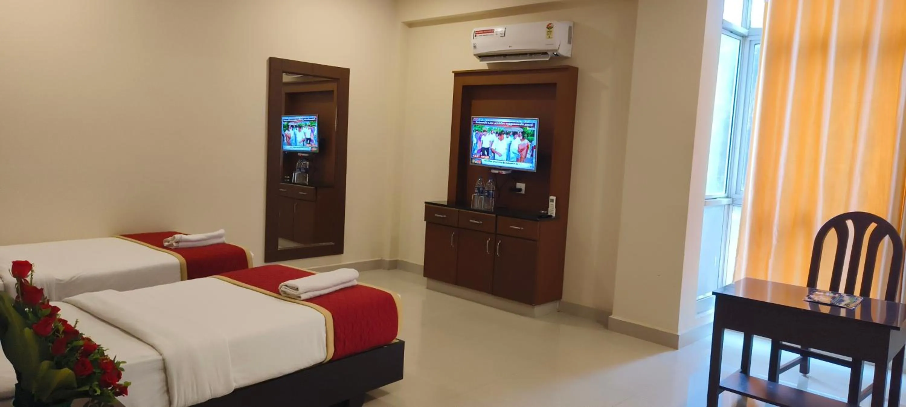 Bedroom, Bed in HOTEL PIONEER PARADISE