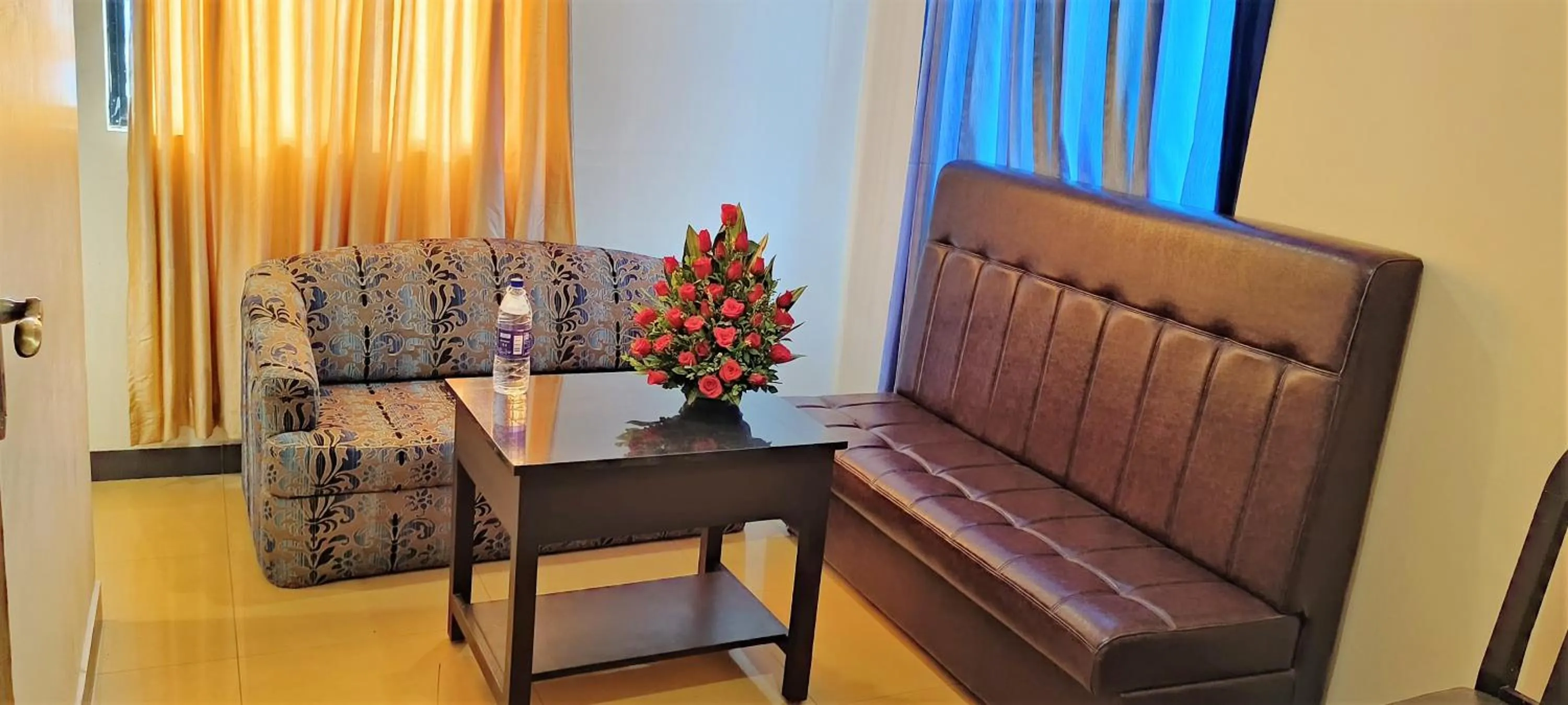 Seating area in HOTEL PIONEER PARADISE