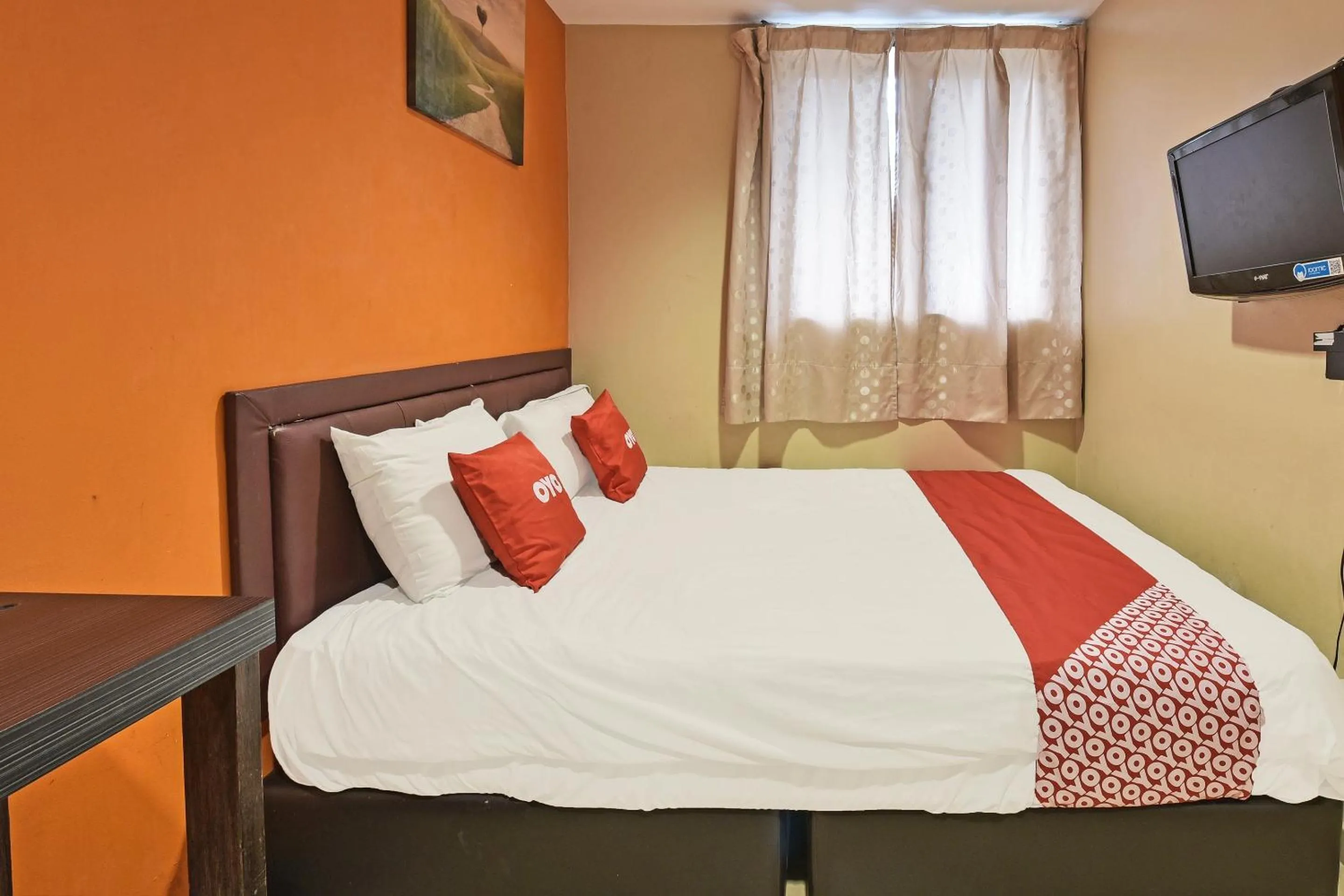 Bedroom in OYO 90732 New Hotel 33