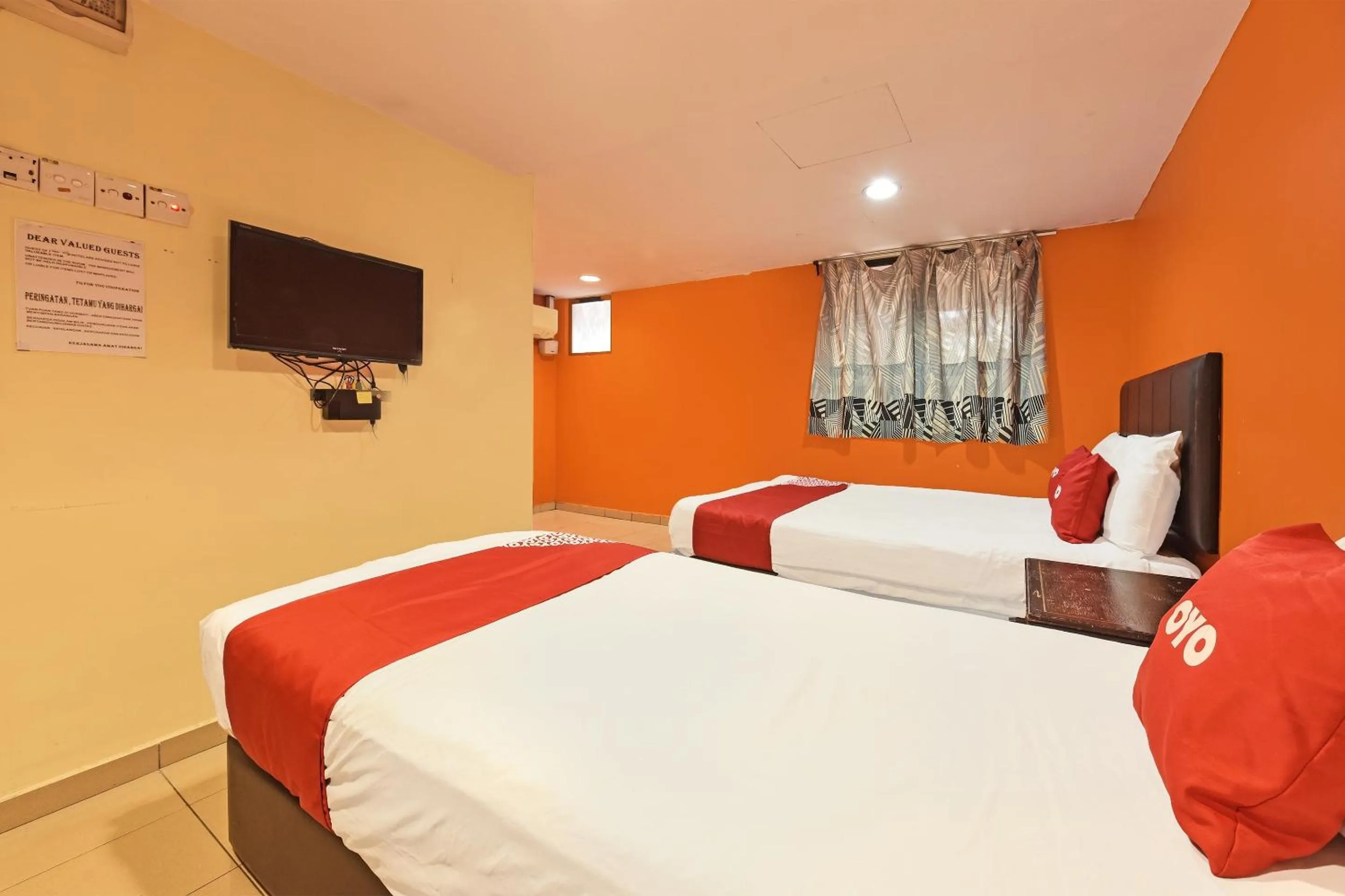 Bedroom in OYO 90732 New Hotel 33