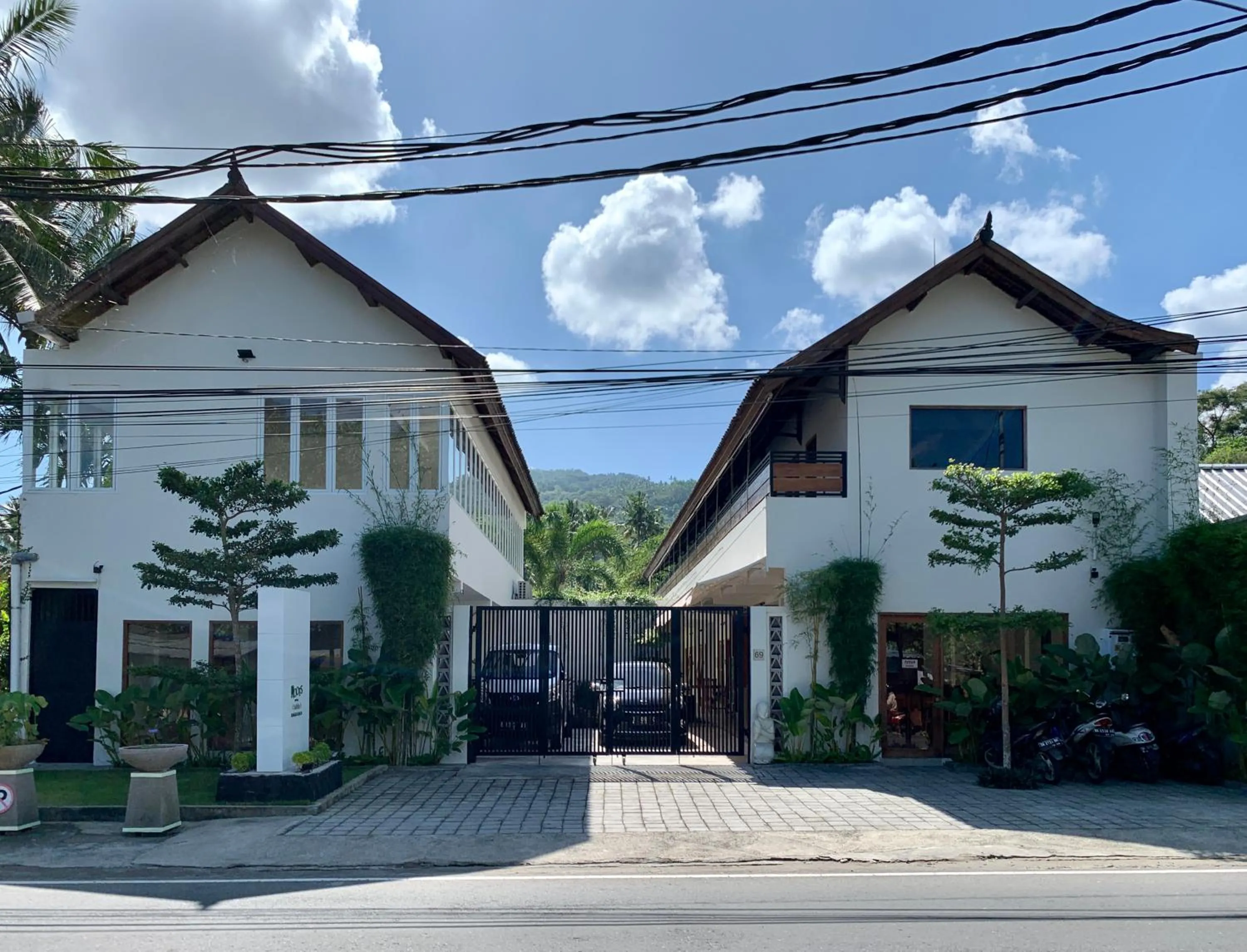 Property building in Roots Hotel Senggigi