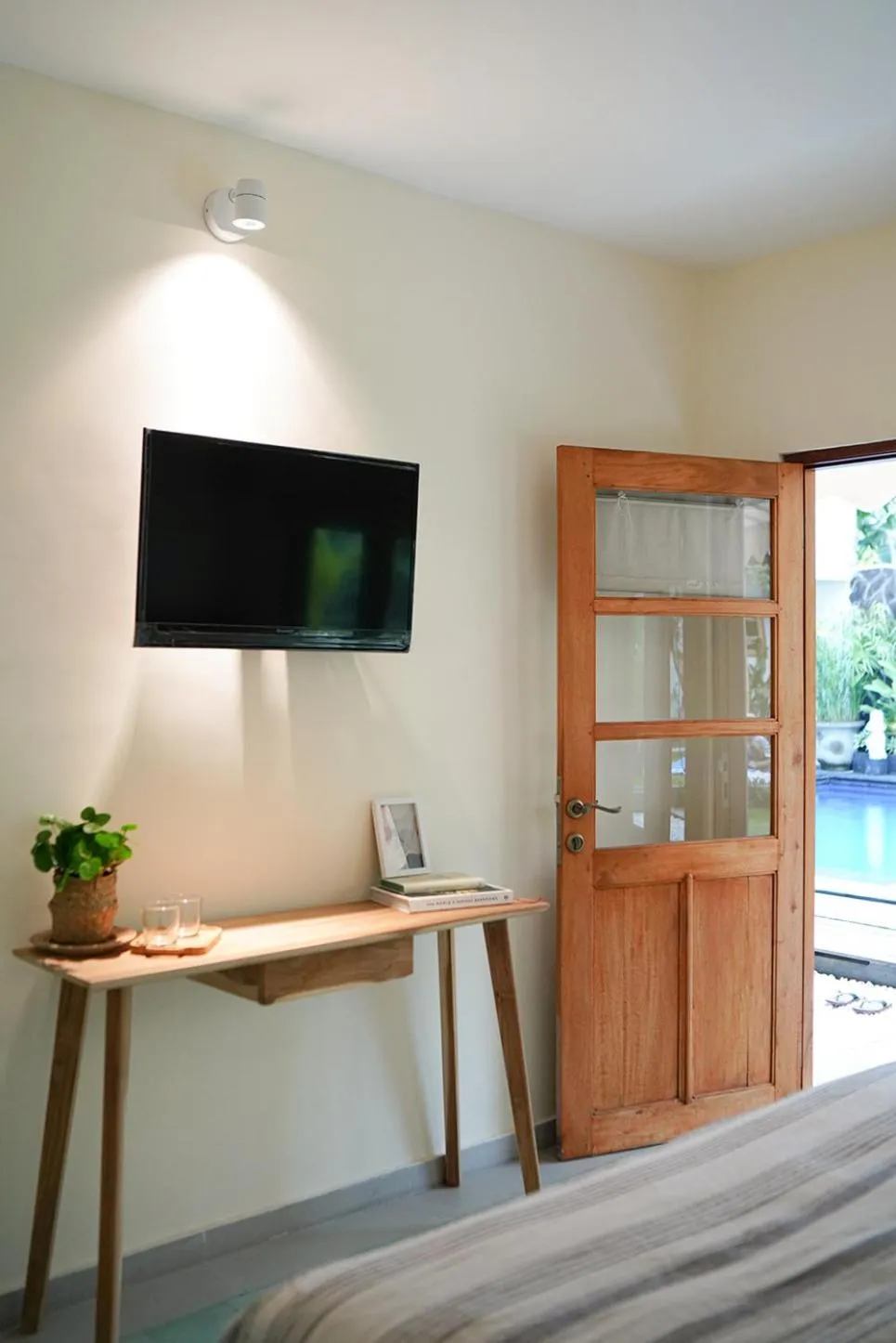 Bedroom in Roots Hotel Senggigi