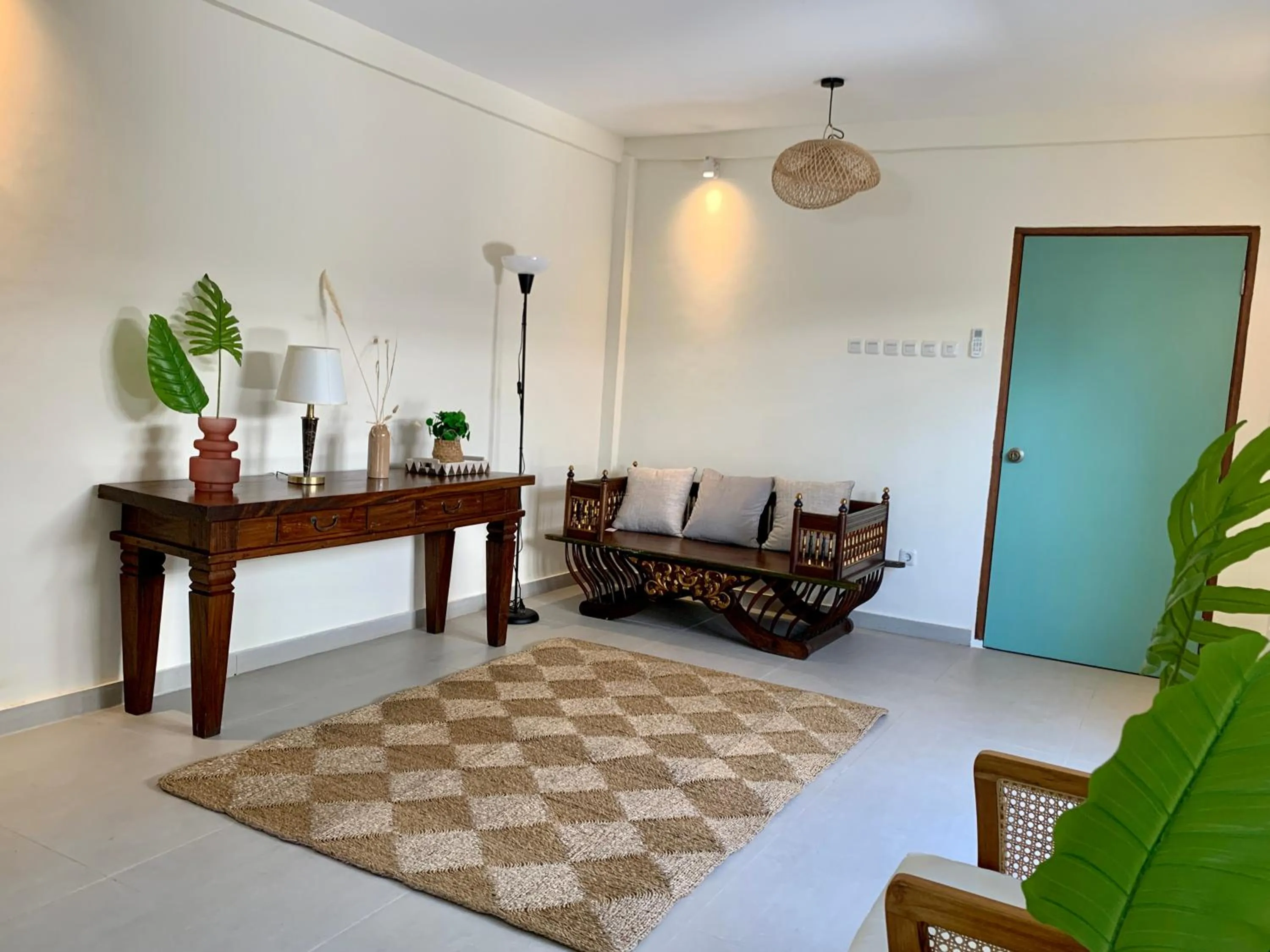 Lobby or reception in Roots Hotel Senggigi