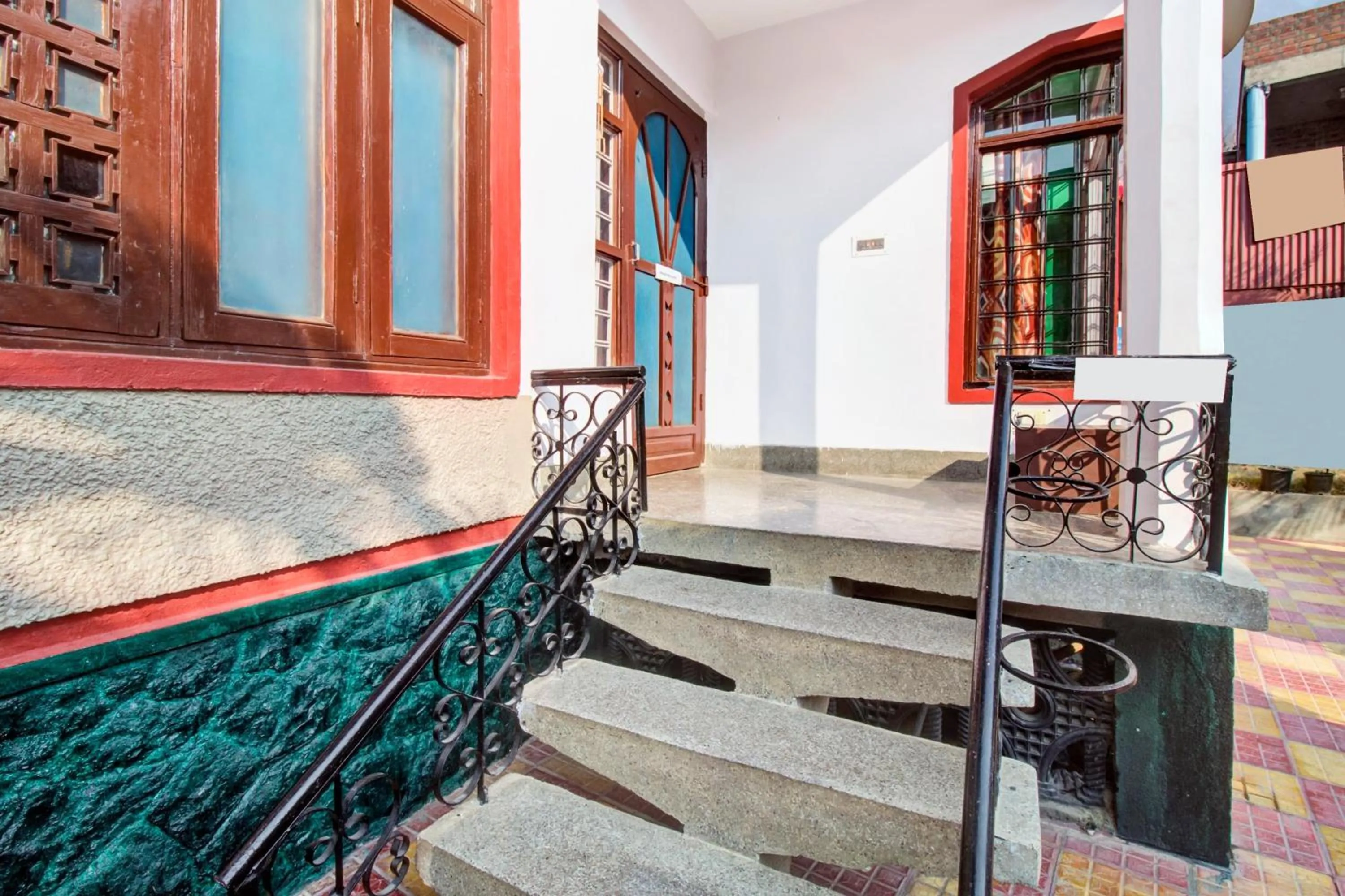 Facade/entrance in Collection O Brein Nishat Formerly Continental Guest House