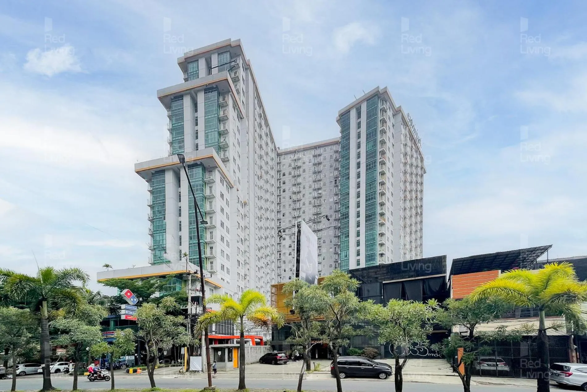 Property building in RedLiving Apartemen Easton Park Jatinangor - Rajes Room