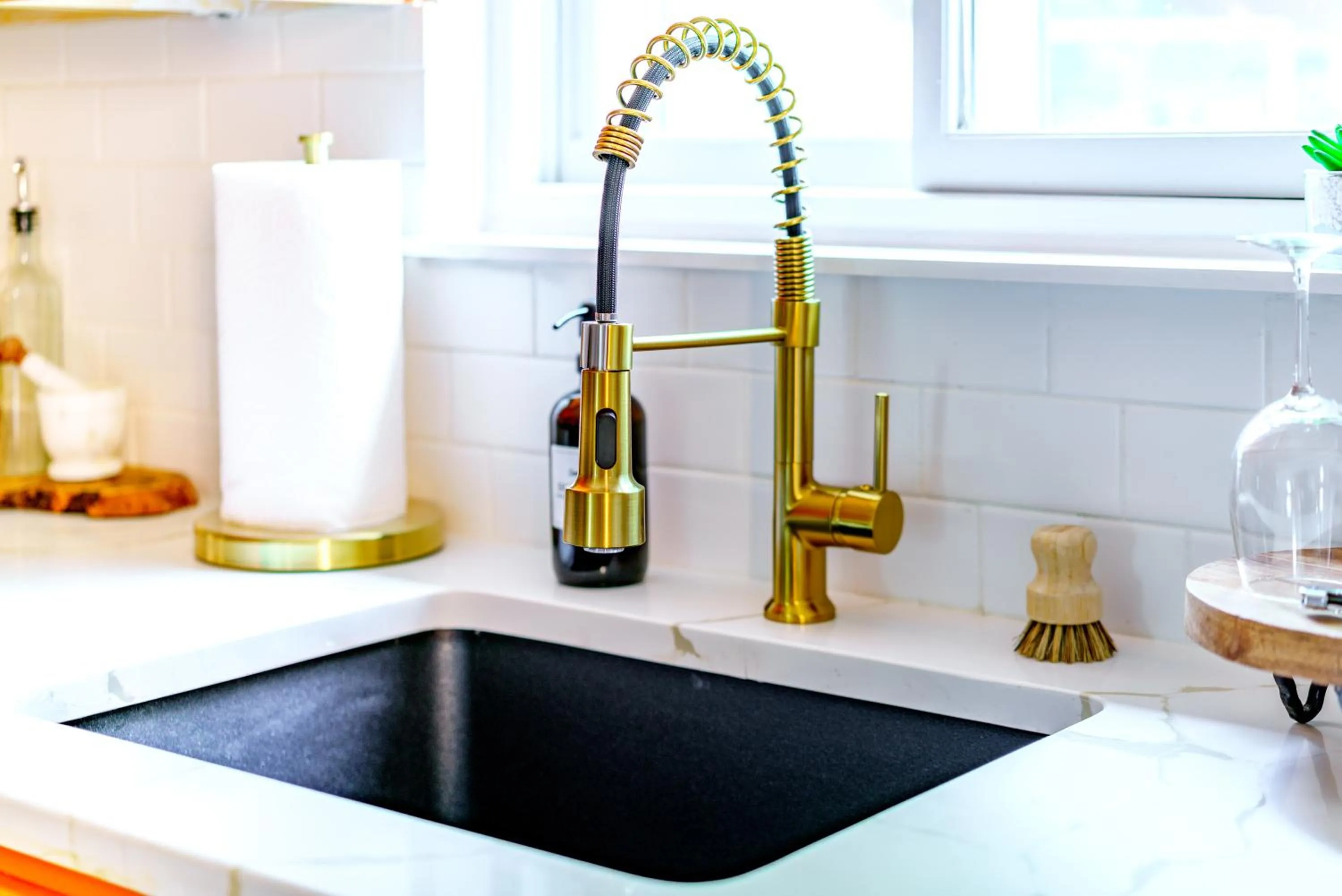 Kitchen or kitchenette in Jungle House Urban Lofts - Short North & Convention Center