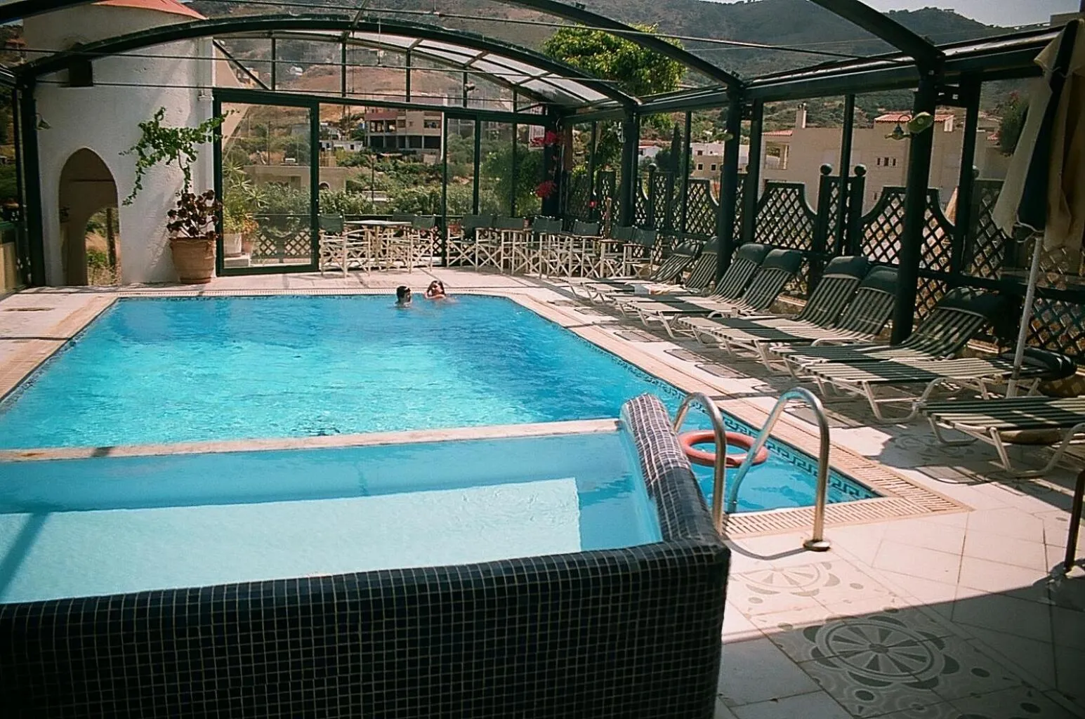 Swimming pool in Dioskouroi Apts