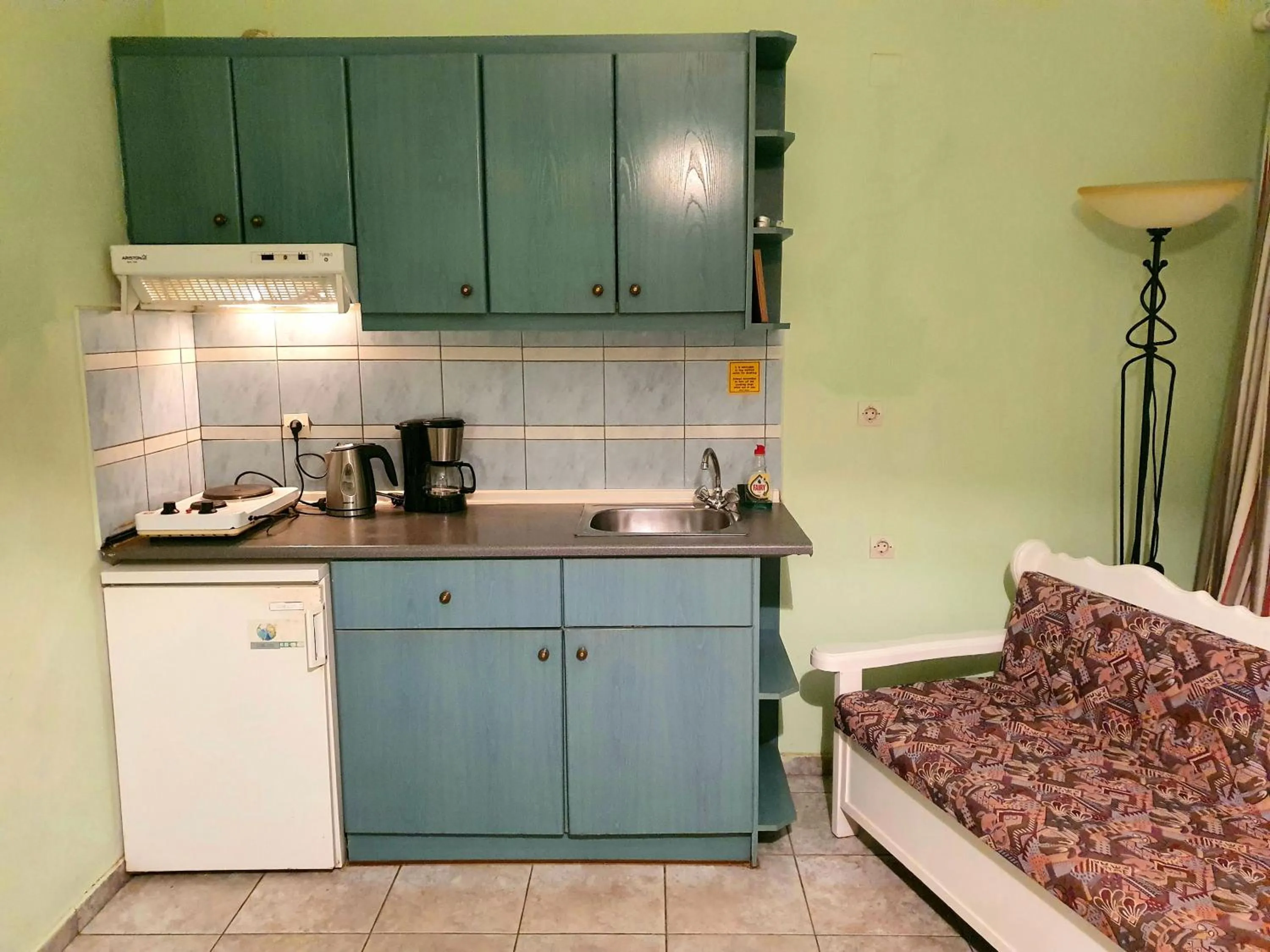 Kitchen or kitchenette in Dioskouroi Apts