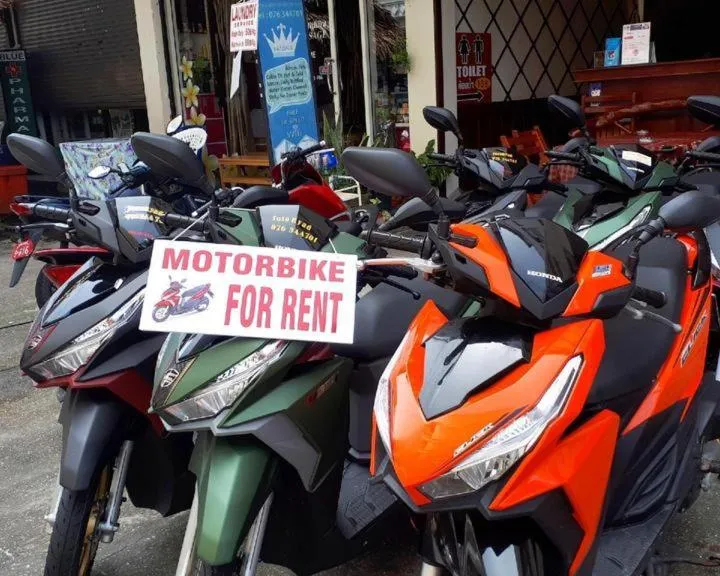 Cycling in Centre Point Patong