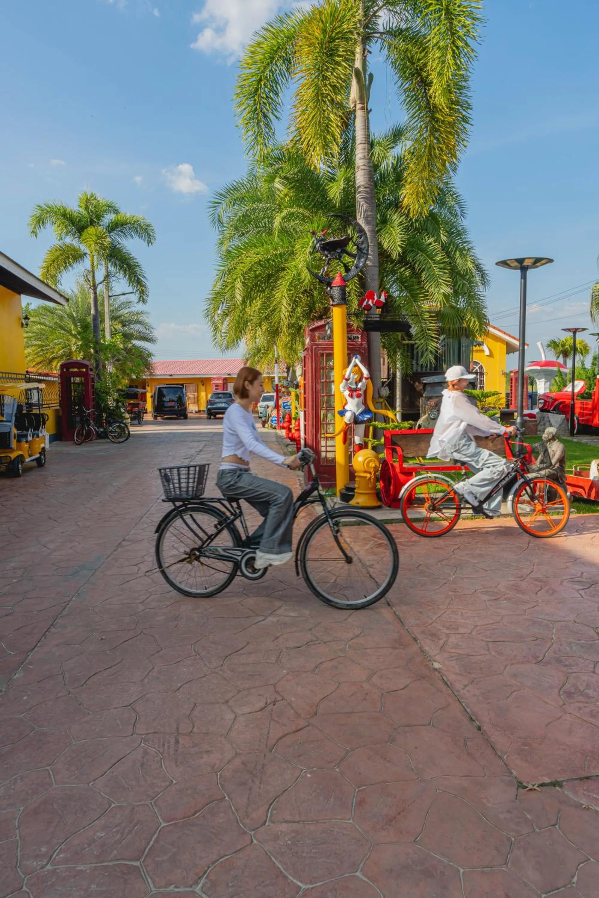 Cycling in Apinya Resort Bangsarey