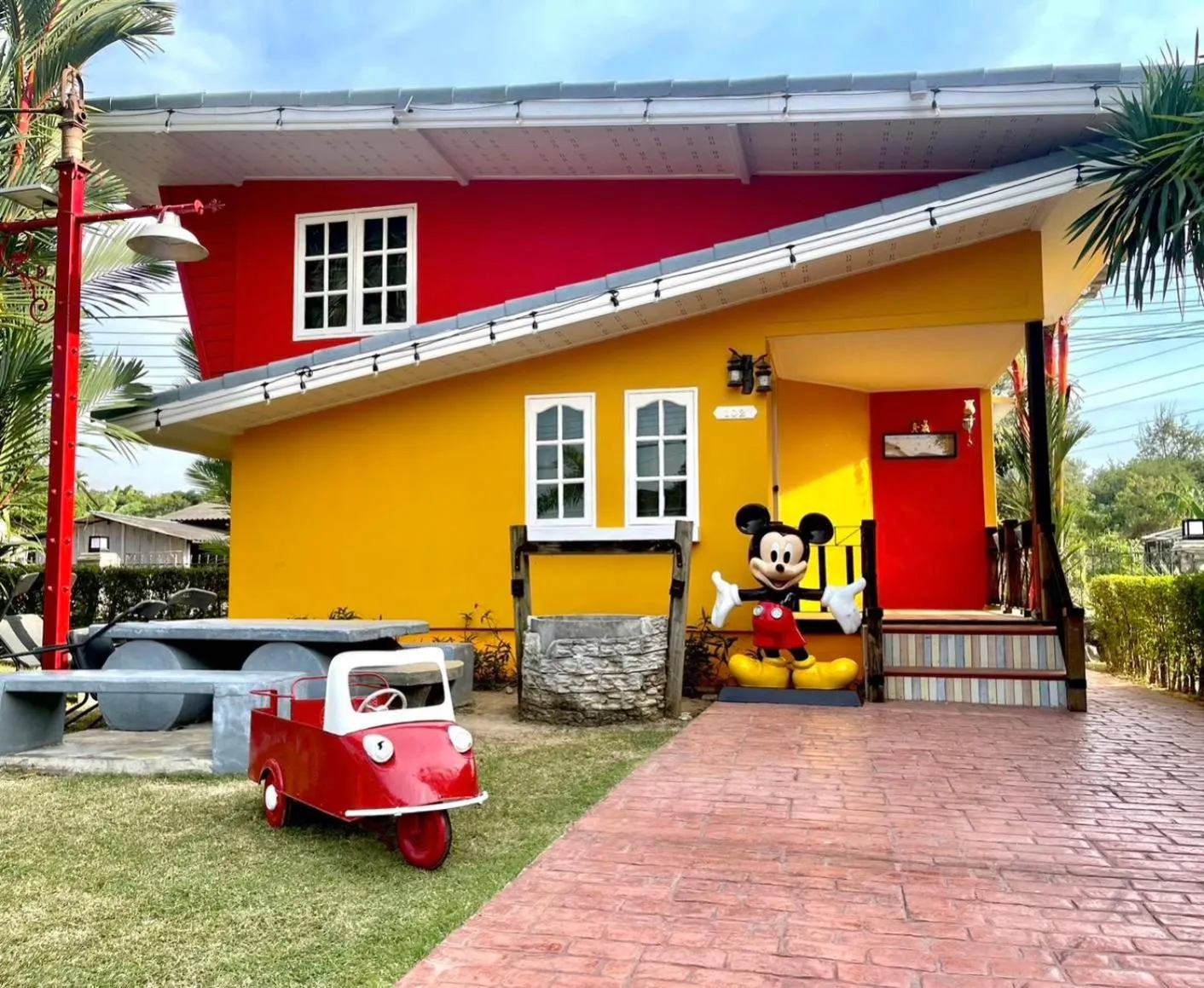 Property building in Apinya Resort Bangsarey