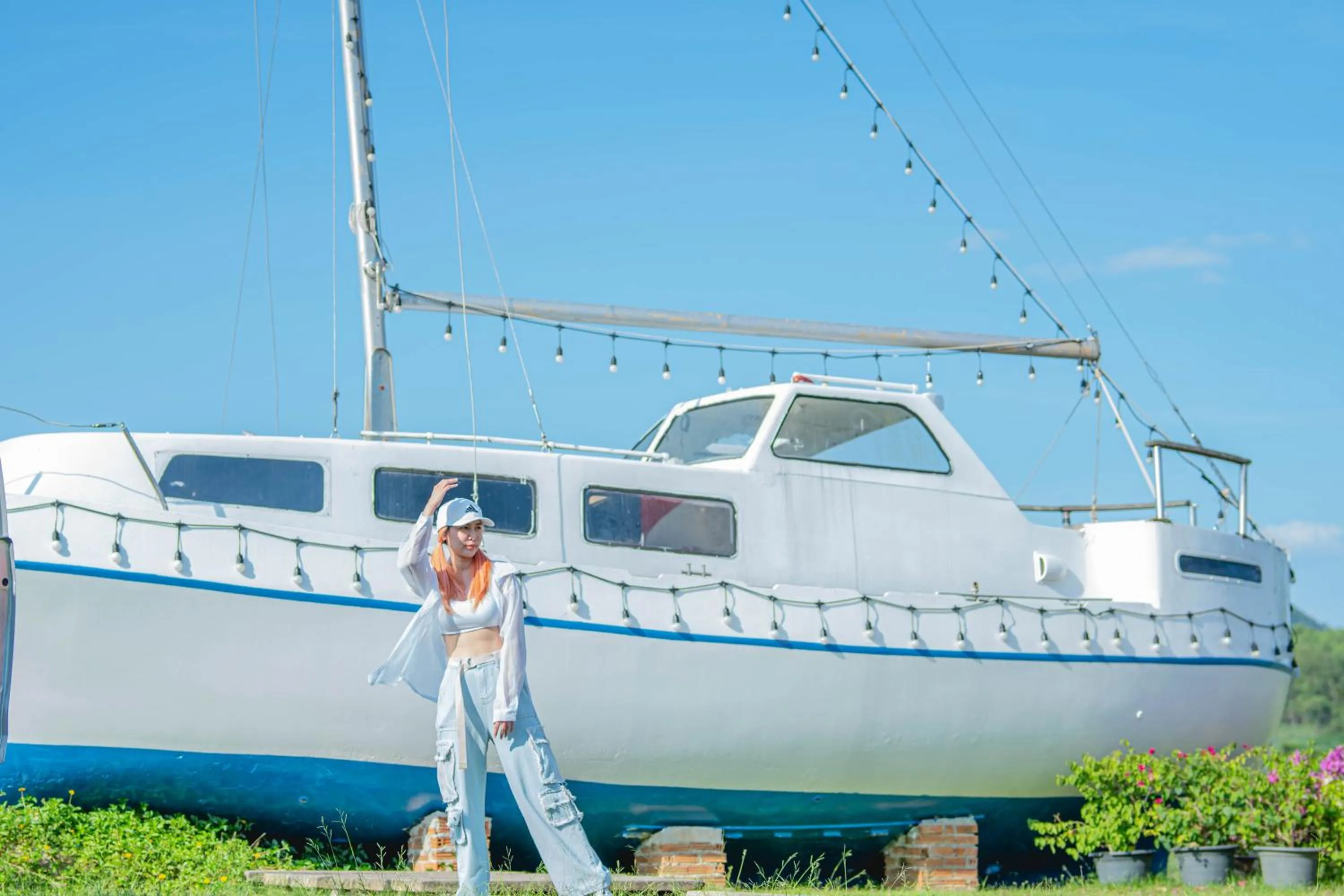 Property building in Apinya Resort Bangsarey