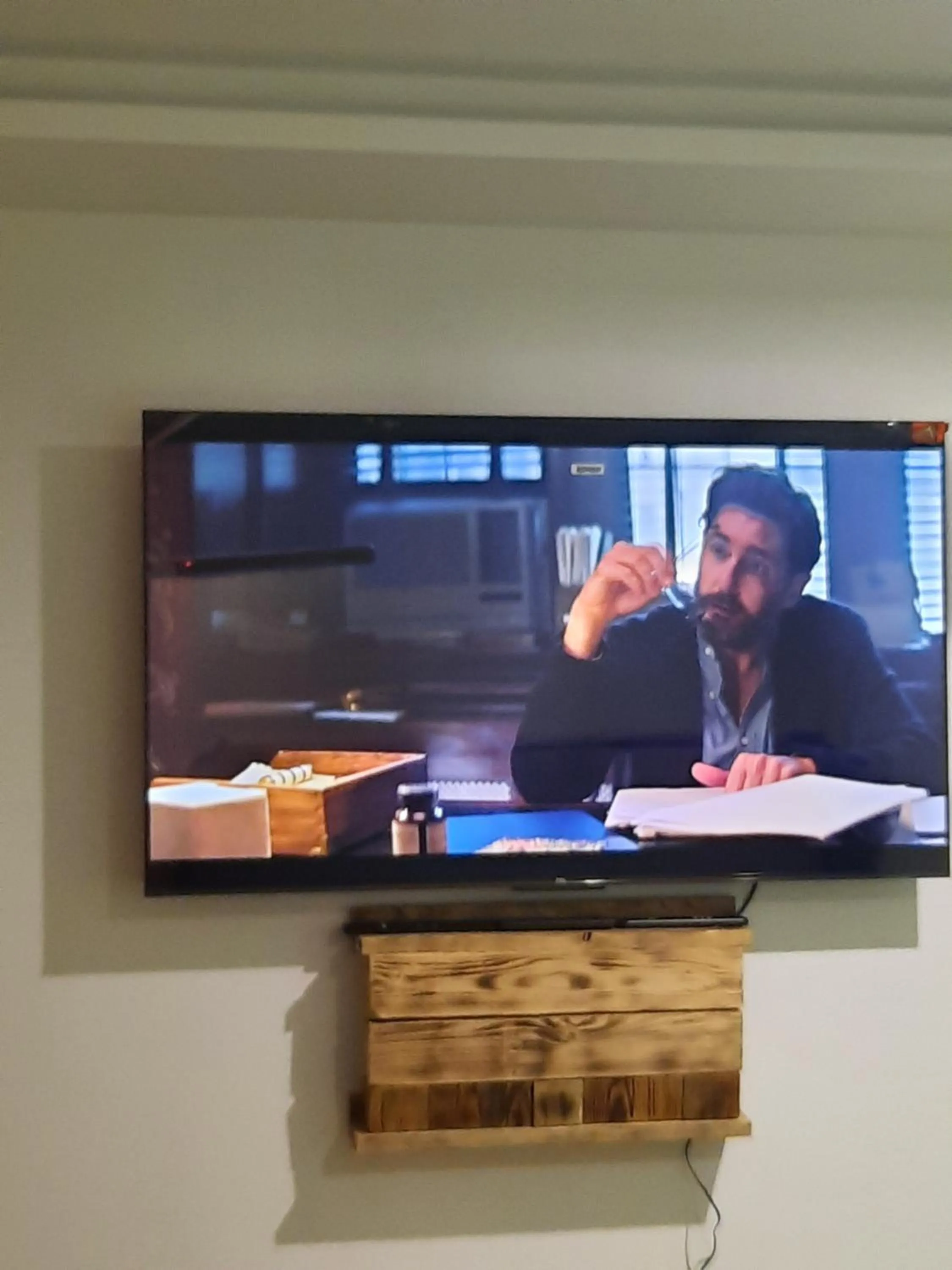 Communal lounge/ TV room, TV/Entertainment Center in Loft Spa Led & bo