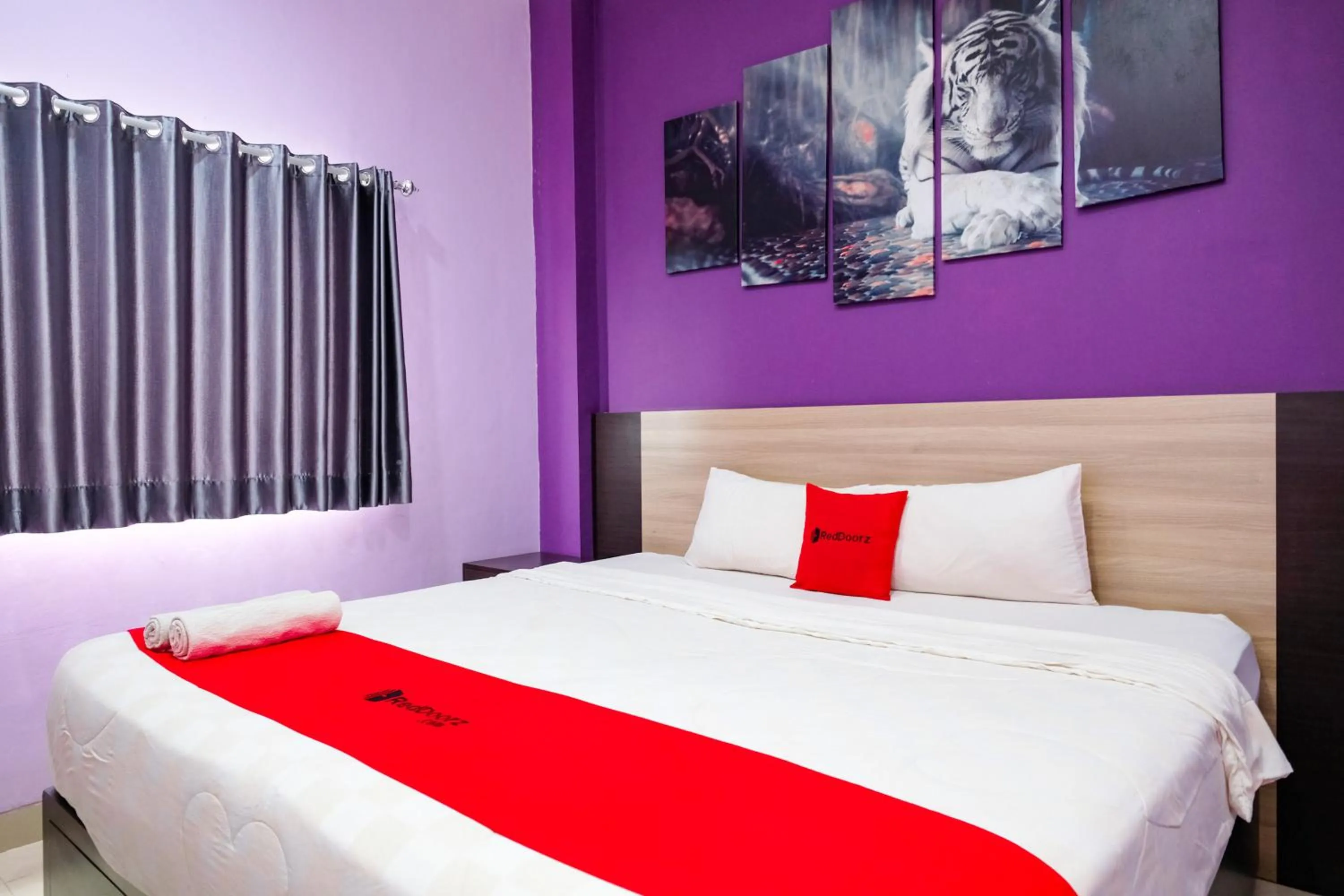 Bedroom, Bed in RedDoorz @ myRoom UMY