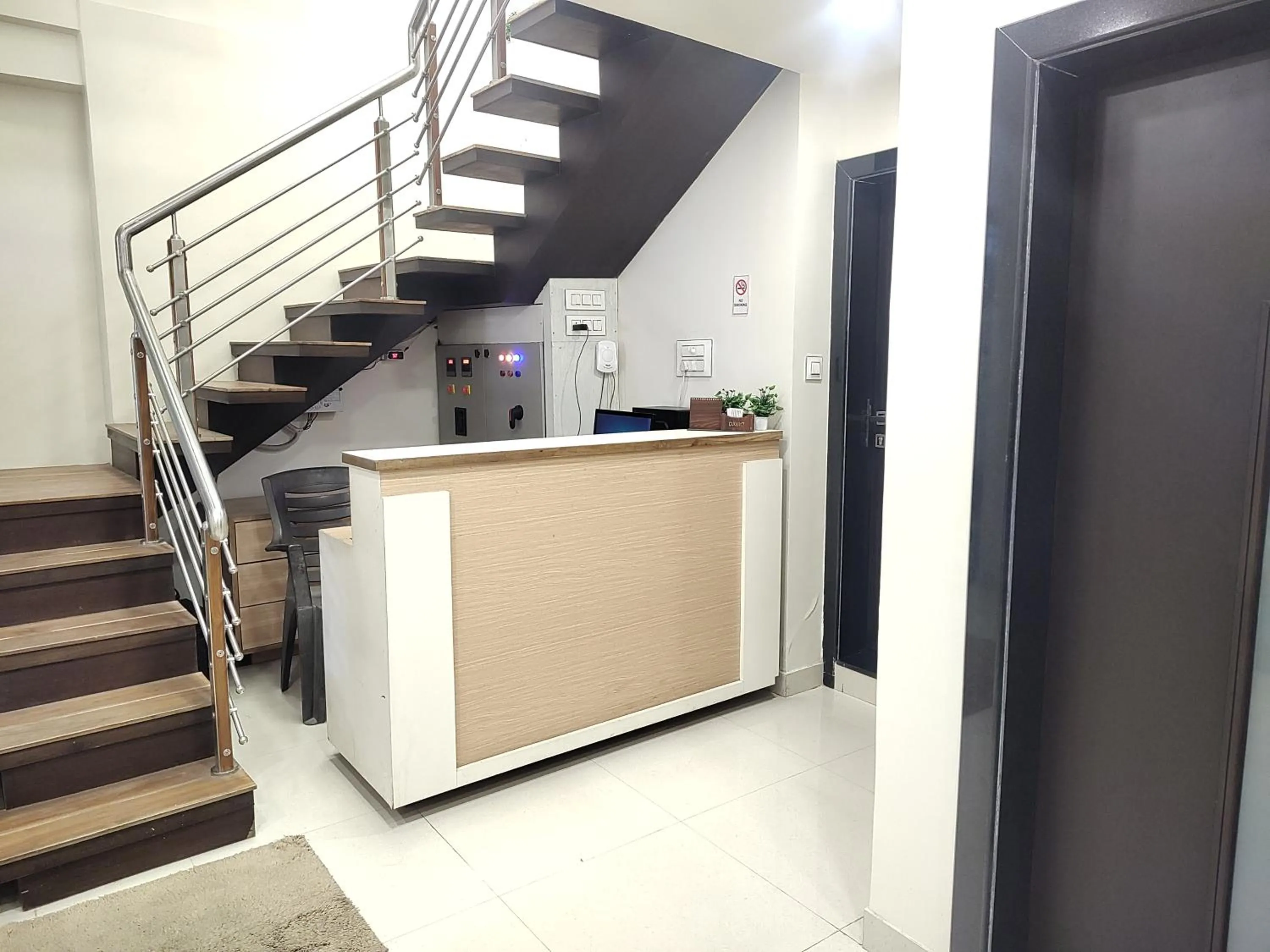 Lobby or reception in Abu Inn, Mount Abu - The Luxury Boutique Stay