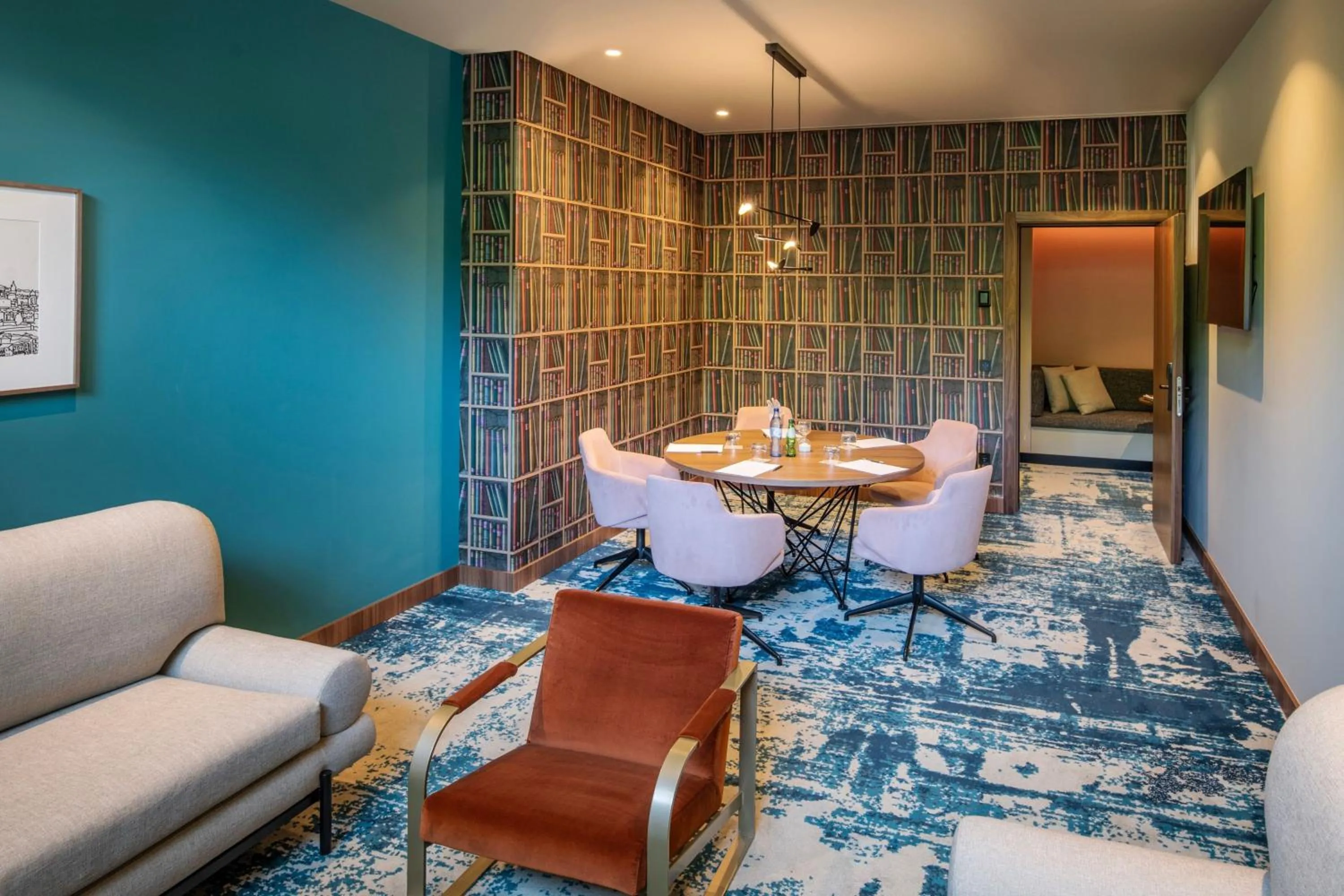 Meeting/conference room in Renaissance Porto Lapa Hotel