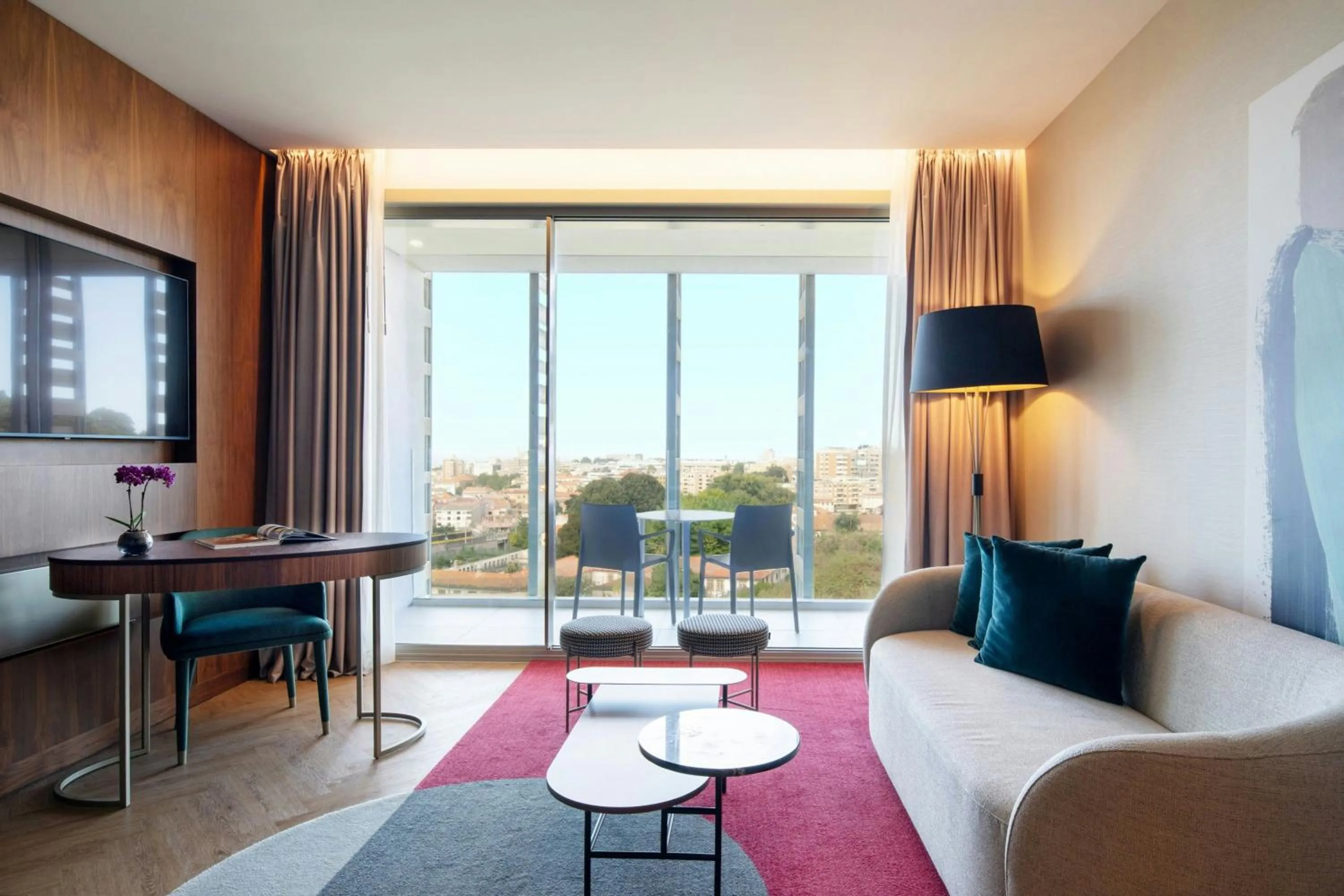 Photo of the whole room in Renaissance Porto Lapa Hotel