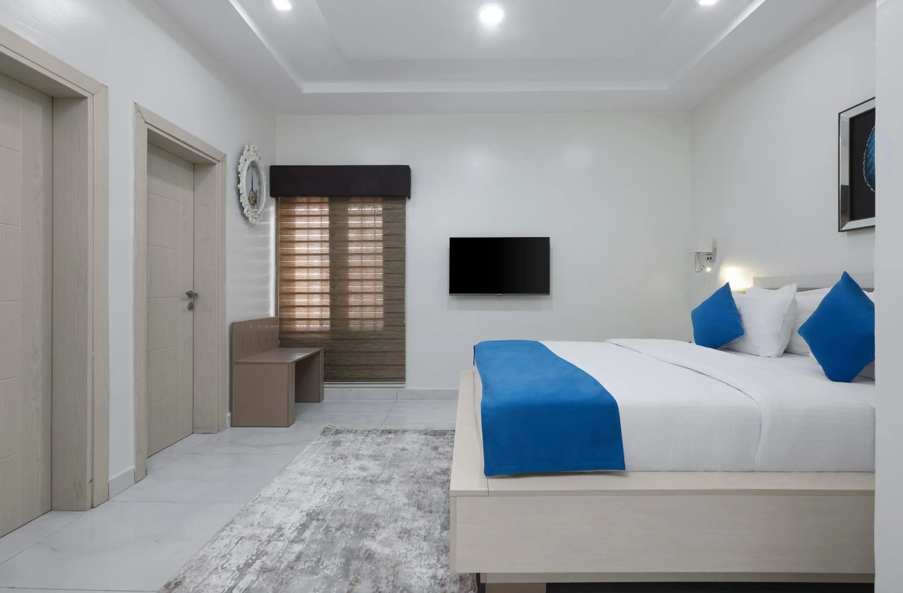 Bed in BKT Cribs - Apartments & Suites