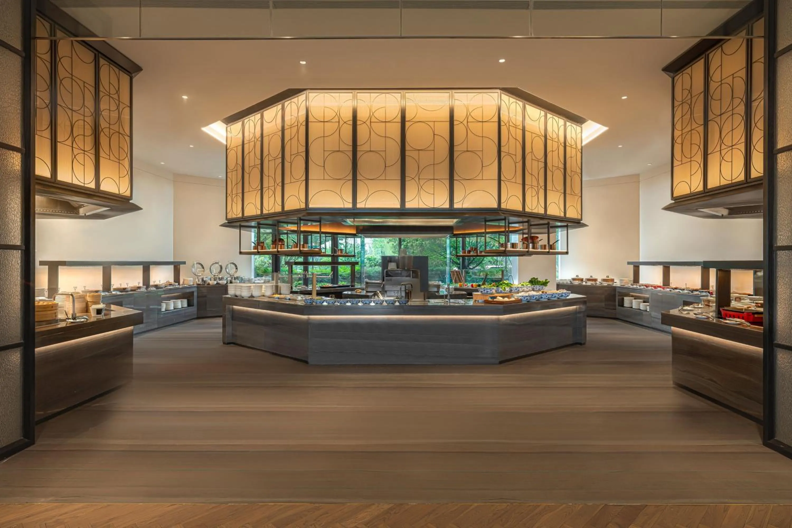 Restaurant/places to eat in Sheraton Ninghai