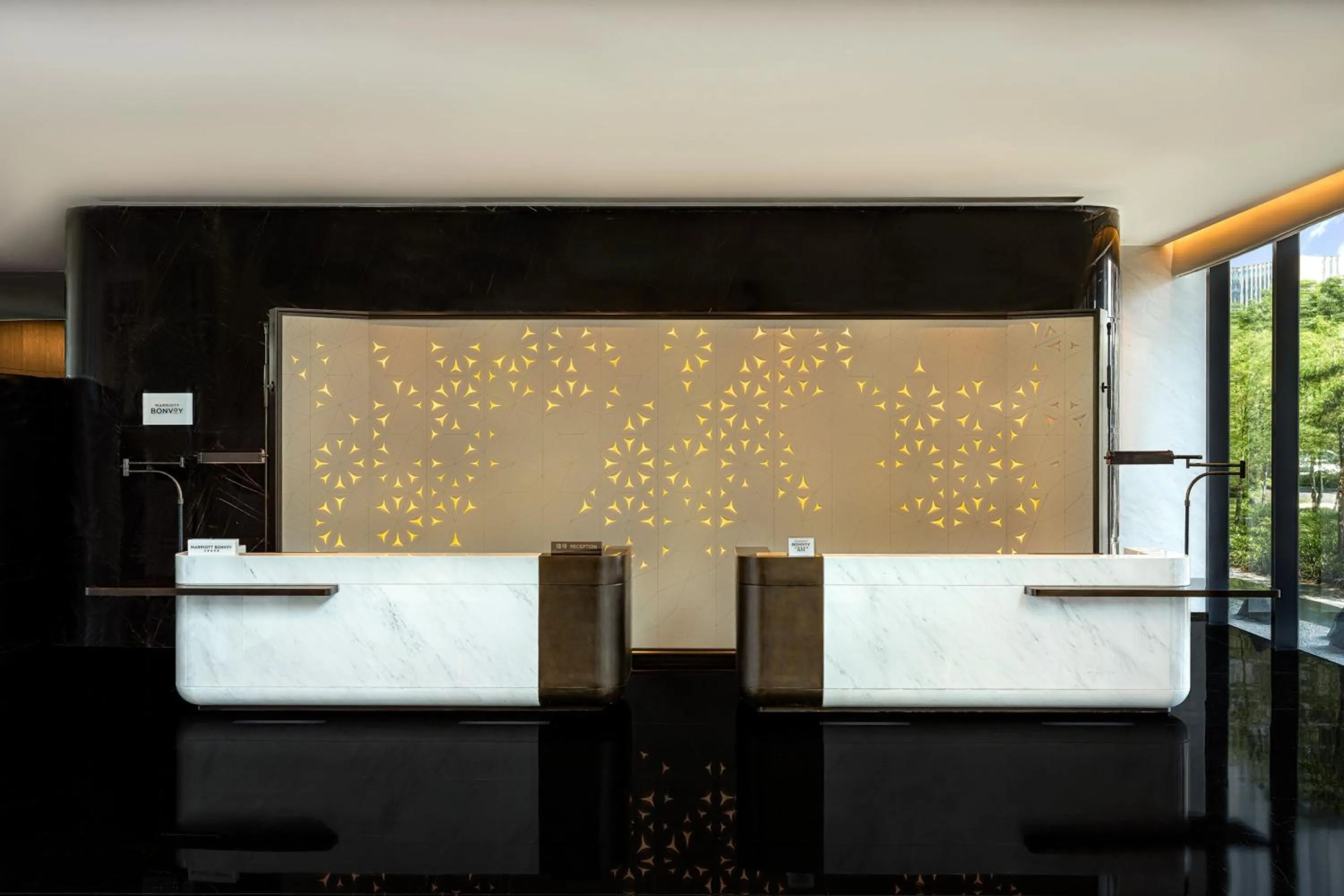 Lobby or reception in Sheraton Ninghai