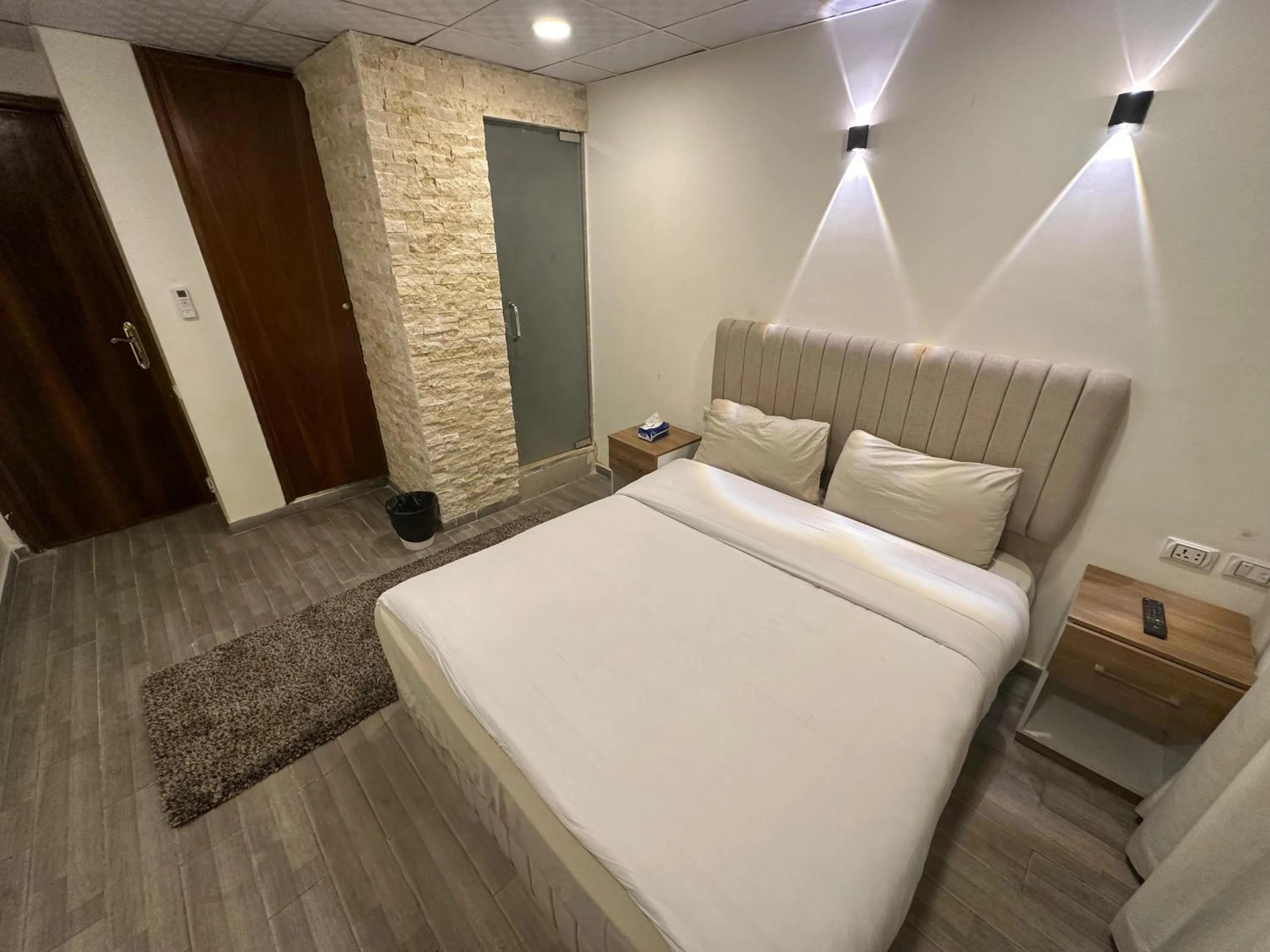 Bed in Egy Days Hotel