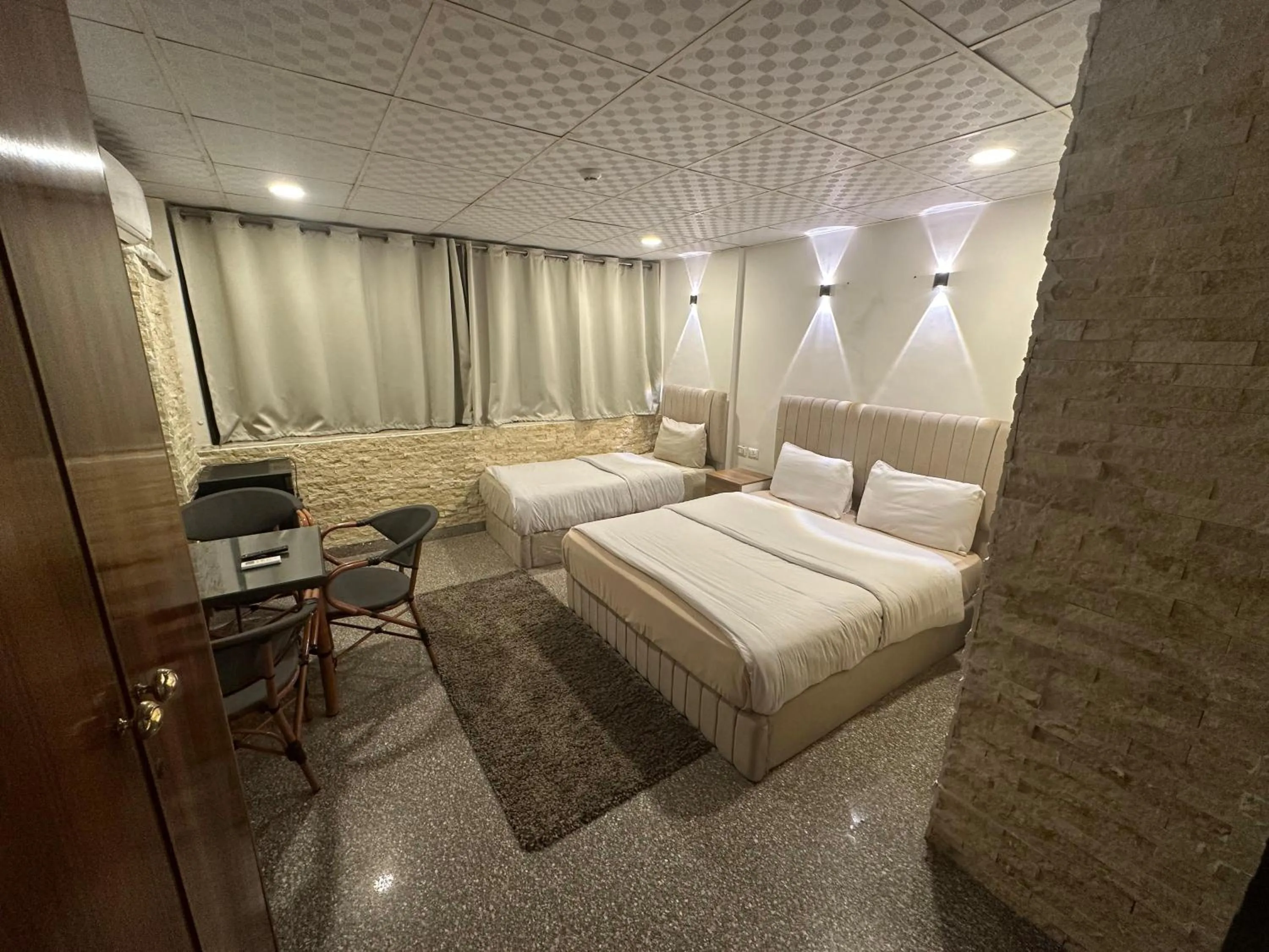 Bed in Egy Days Hotel