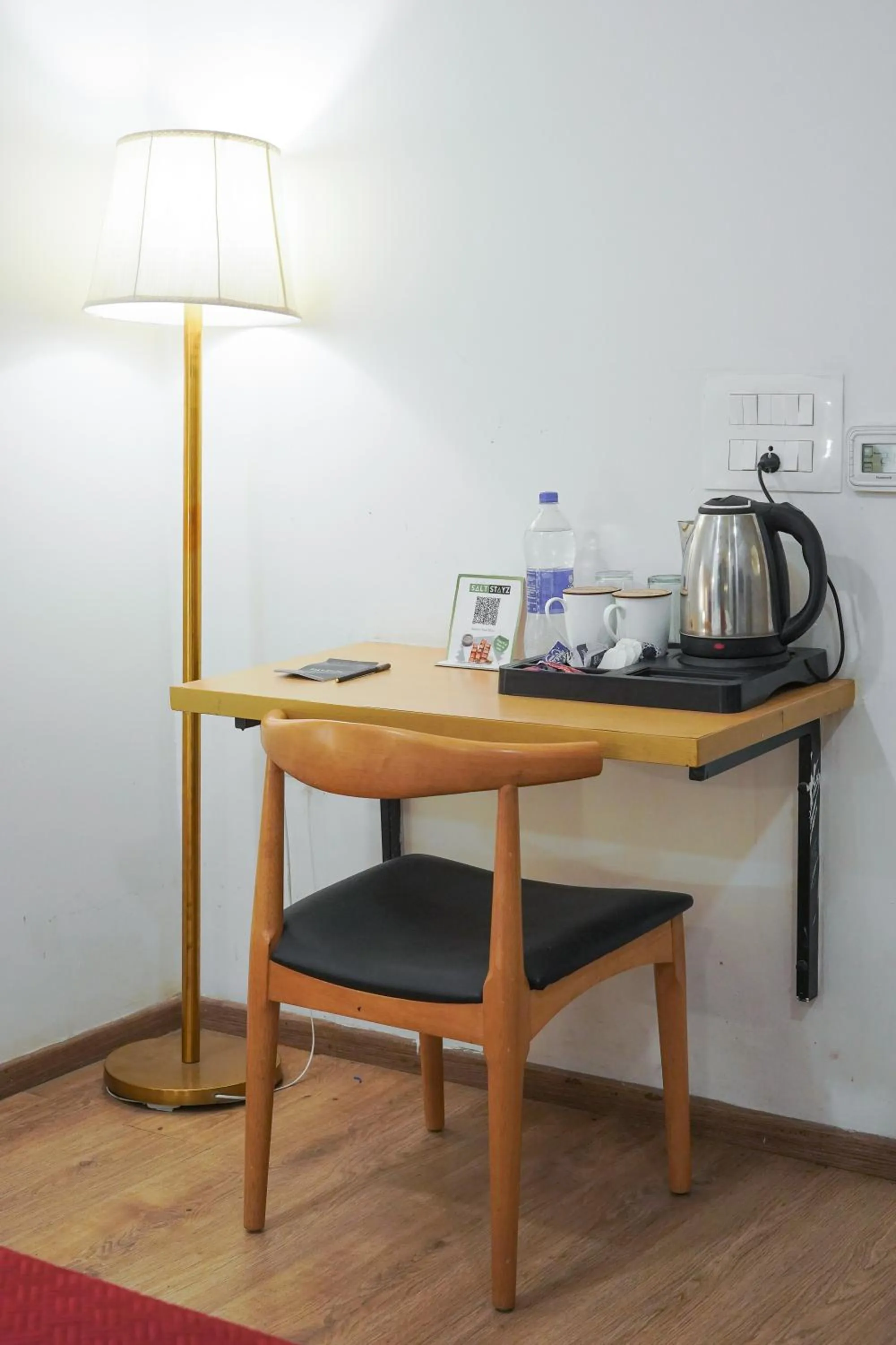 Coffee/tea facilities in Saltstayz Express - Medicity Near Medanta Hospital