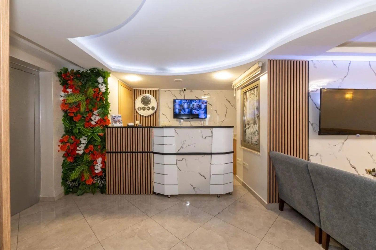 Lobby or reception in GalataportWawhotel