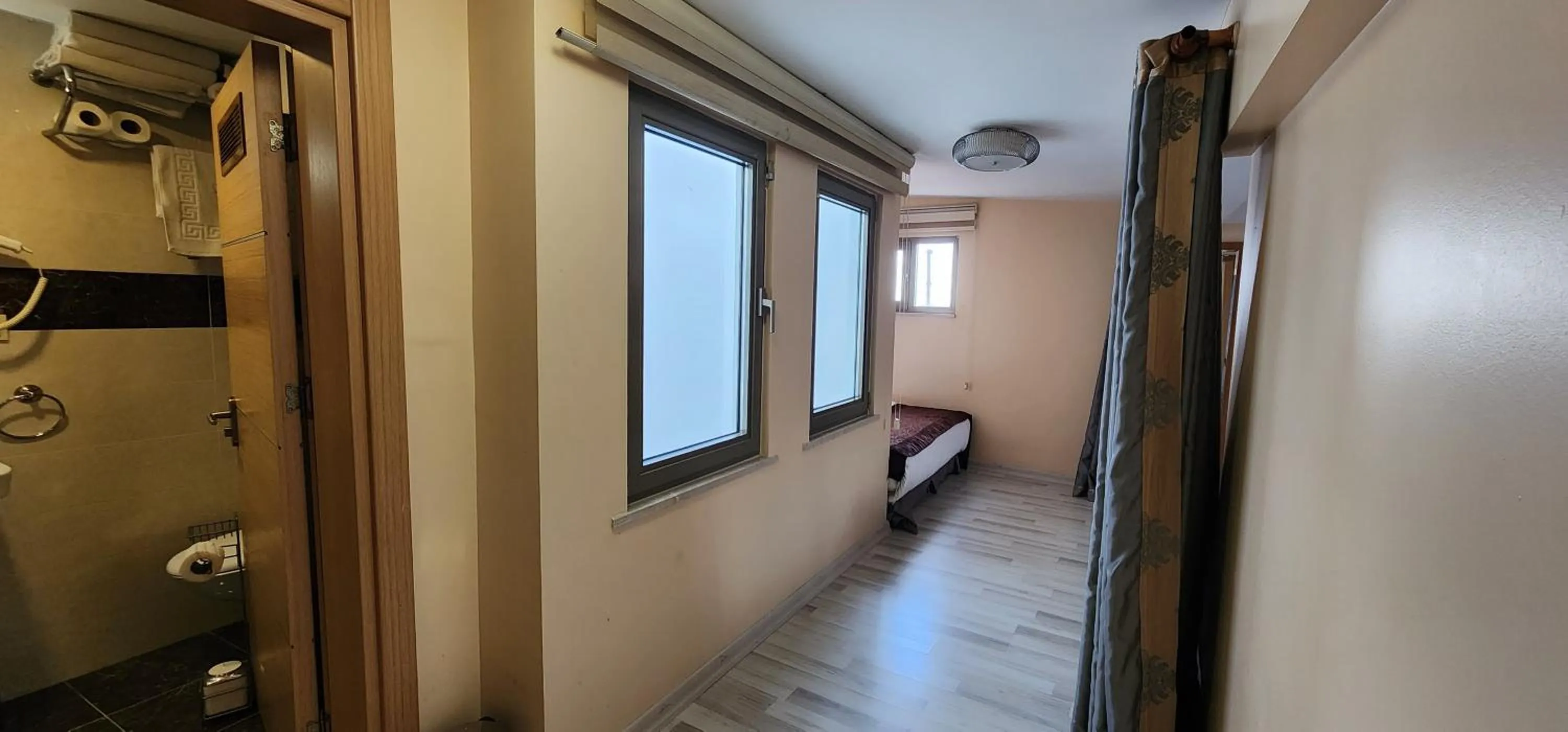 Shower in GalataportWawhotel