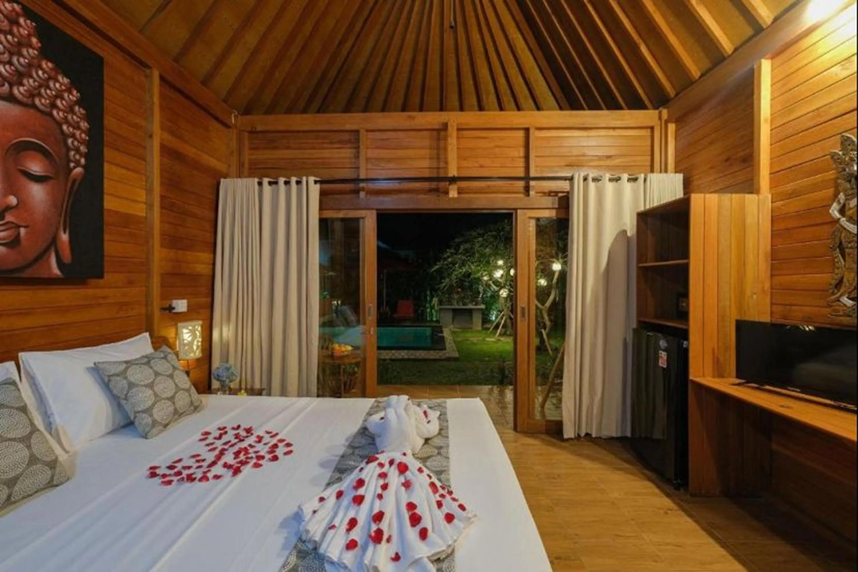 Bed in Villa Felise Sanur